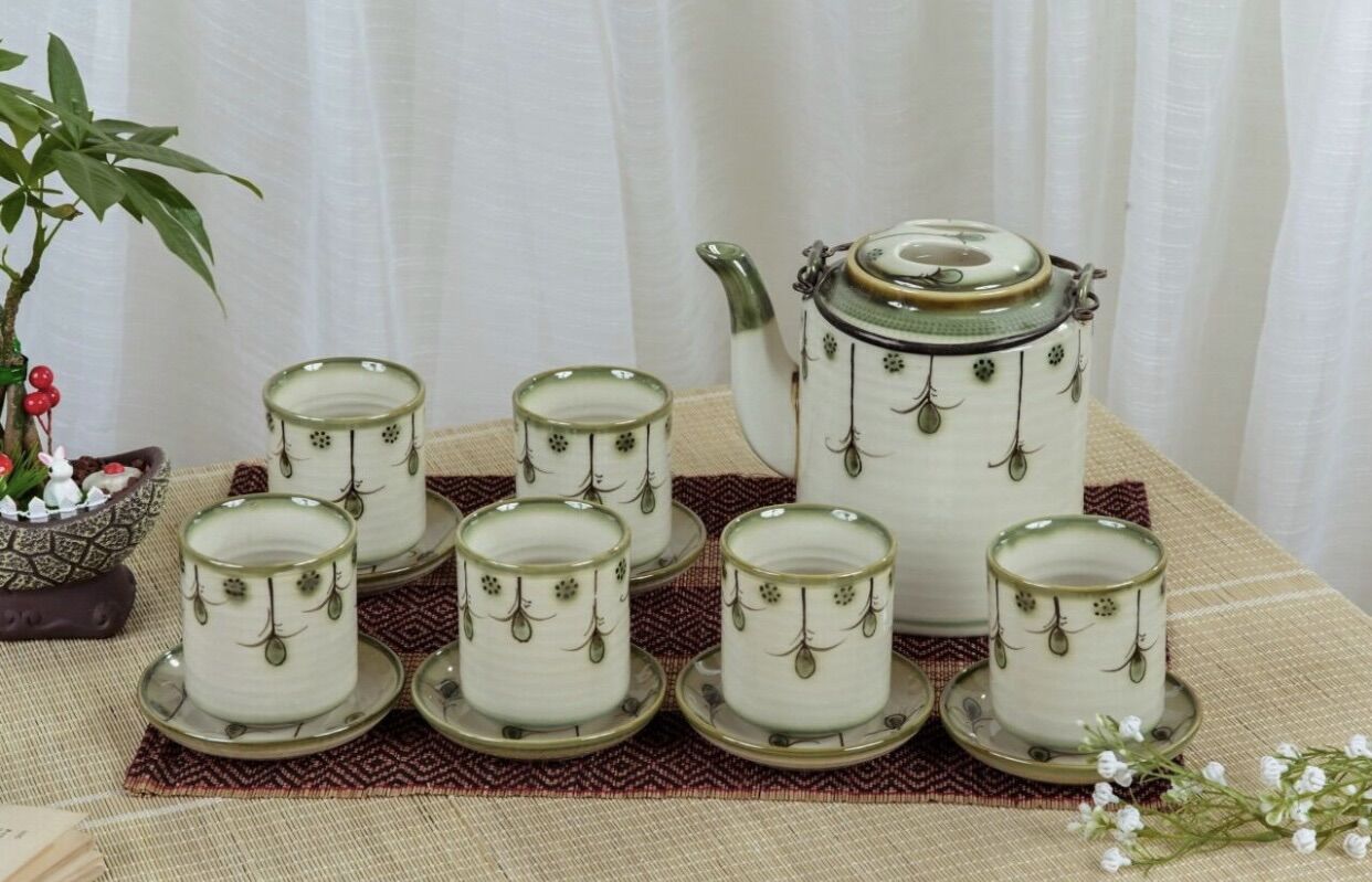 Bộ ấm tích uống trà. Gốm sứ Bát Tràng