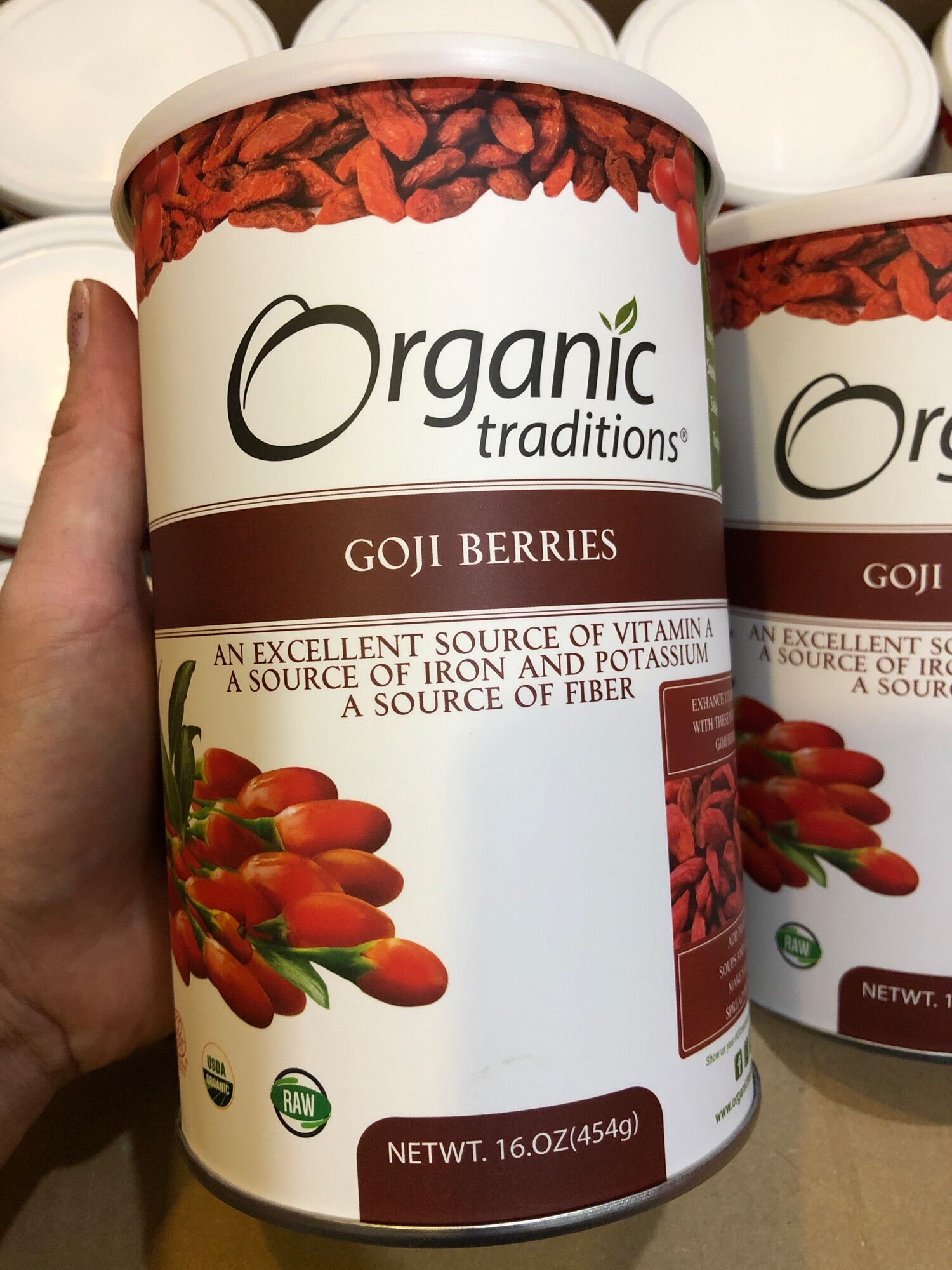 Câu kỷ tử hữu cơ organic traditons goji berries 454g - from usa