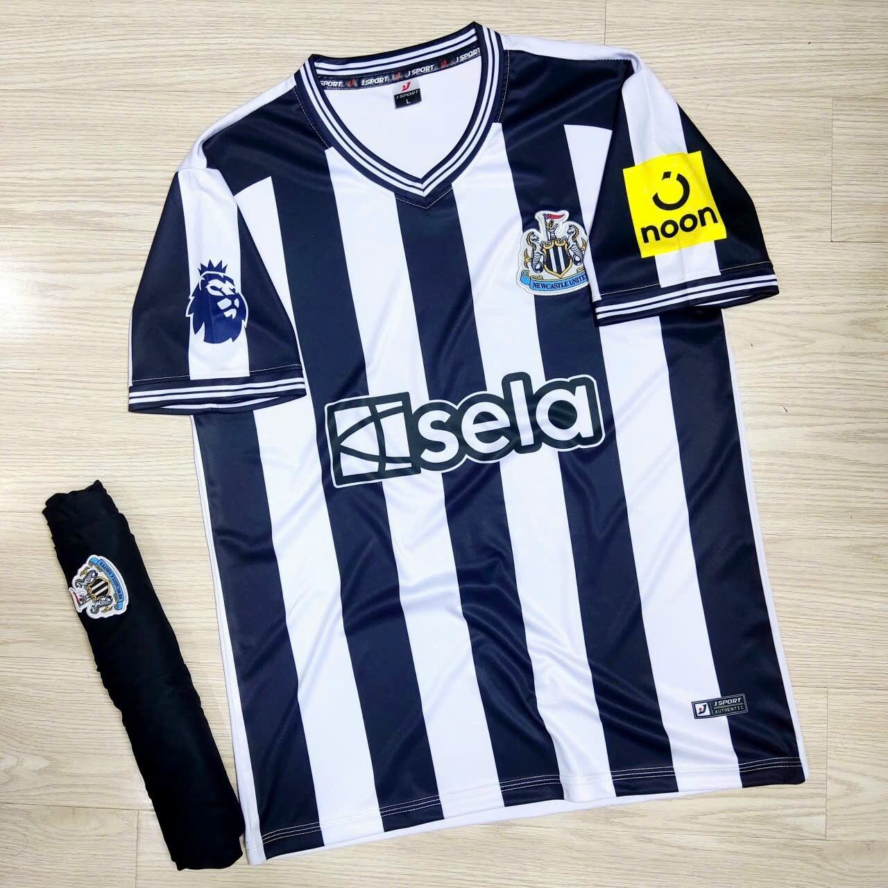 Bộ quần áo đá banh Newcastle Mùa giải 23/24 - Có in tên số