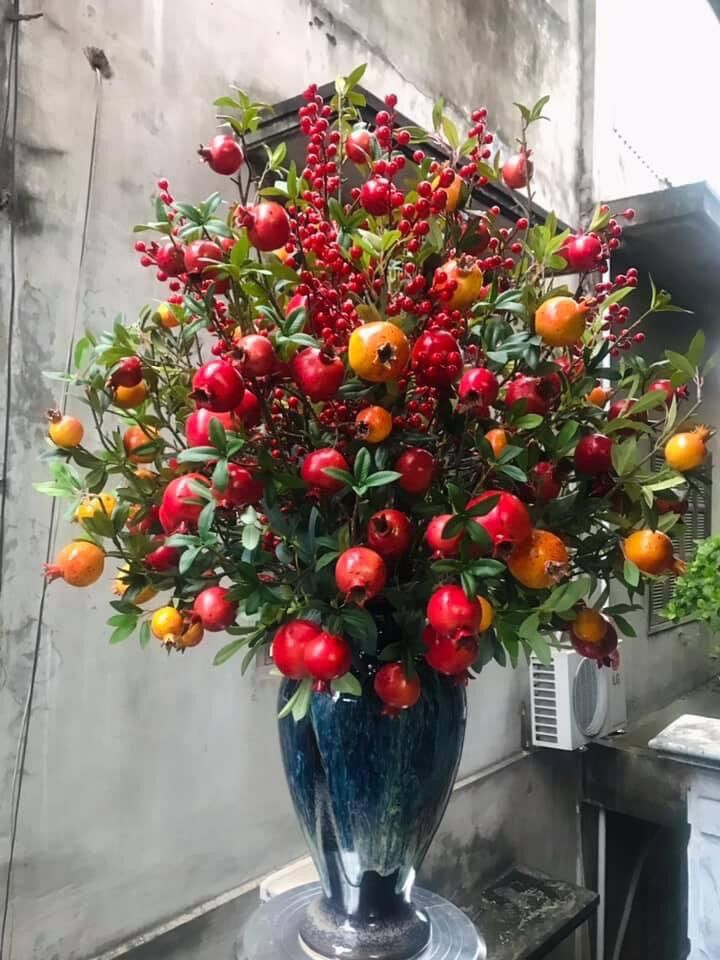 Bình cắm hoa dáng đùi dế, men hỏa biến