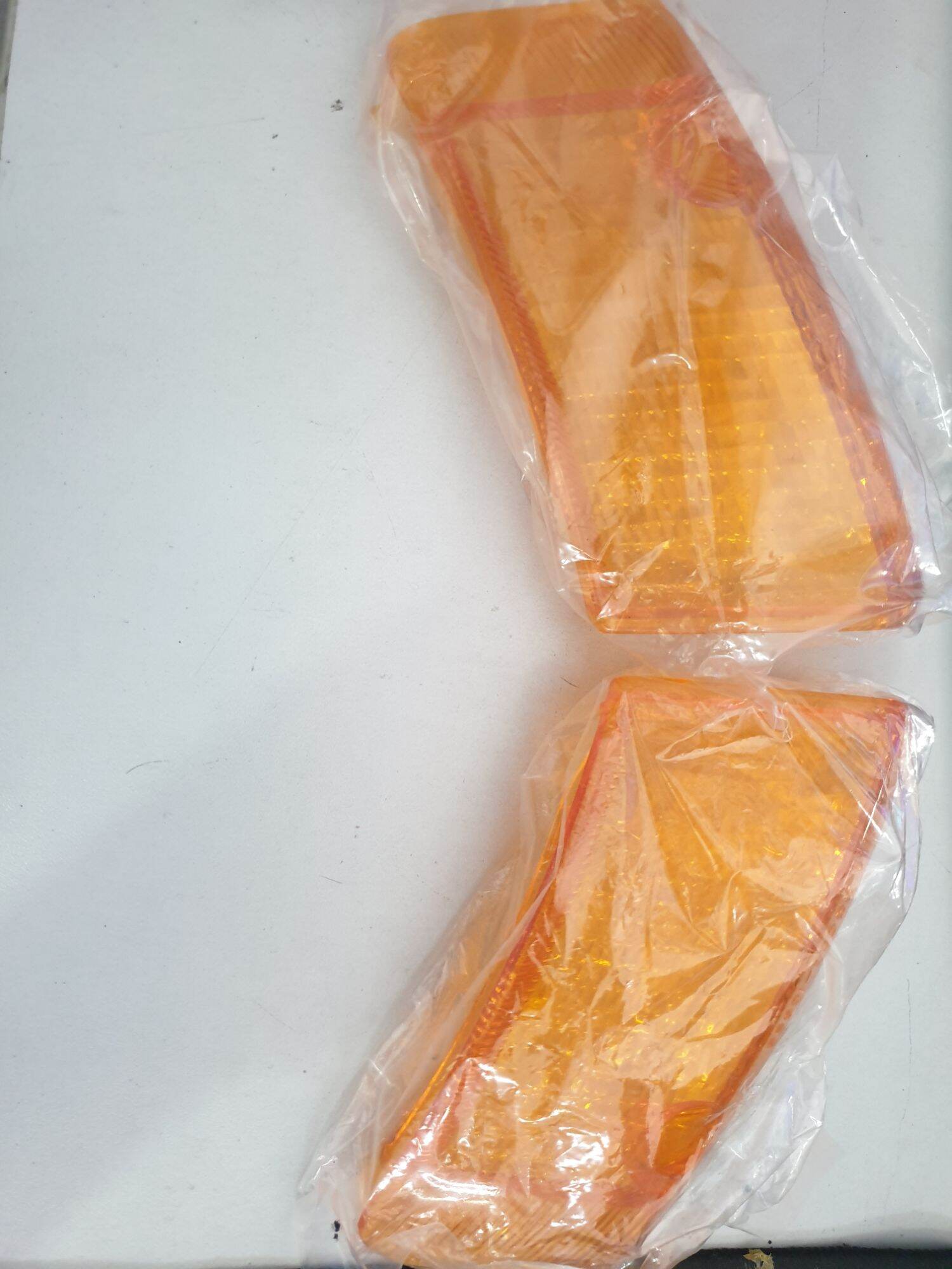 Kính đèn xi nhan trước viva 110