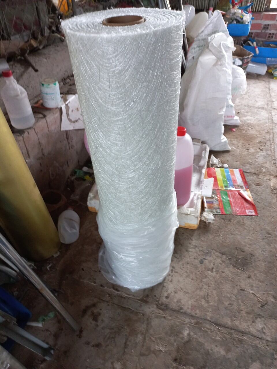 COM BO KEO( NHỰA) COMPOSITE  +SỢI THỦY TINH +CHẤT ĐÔNG CỨNG