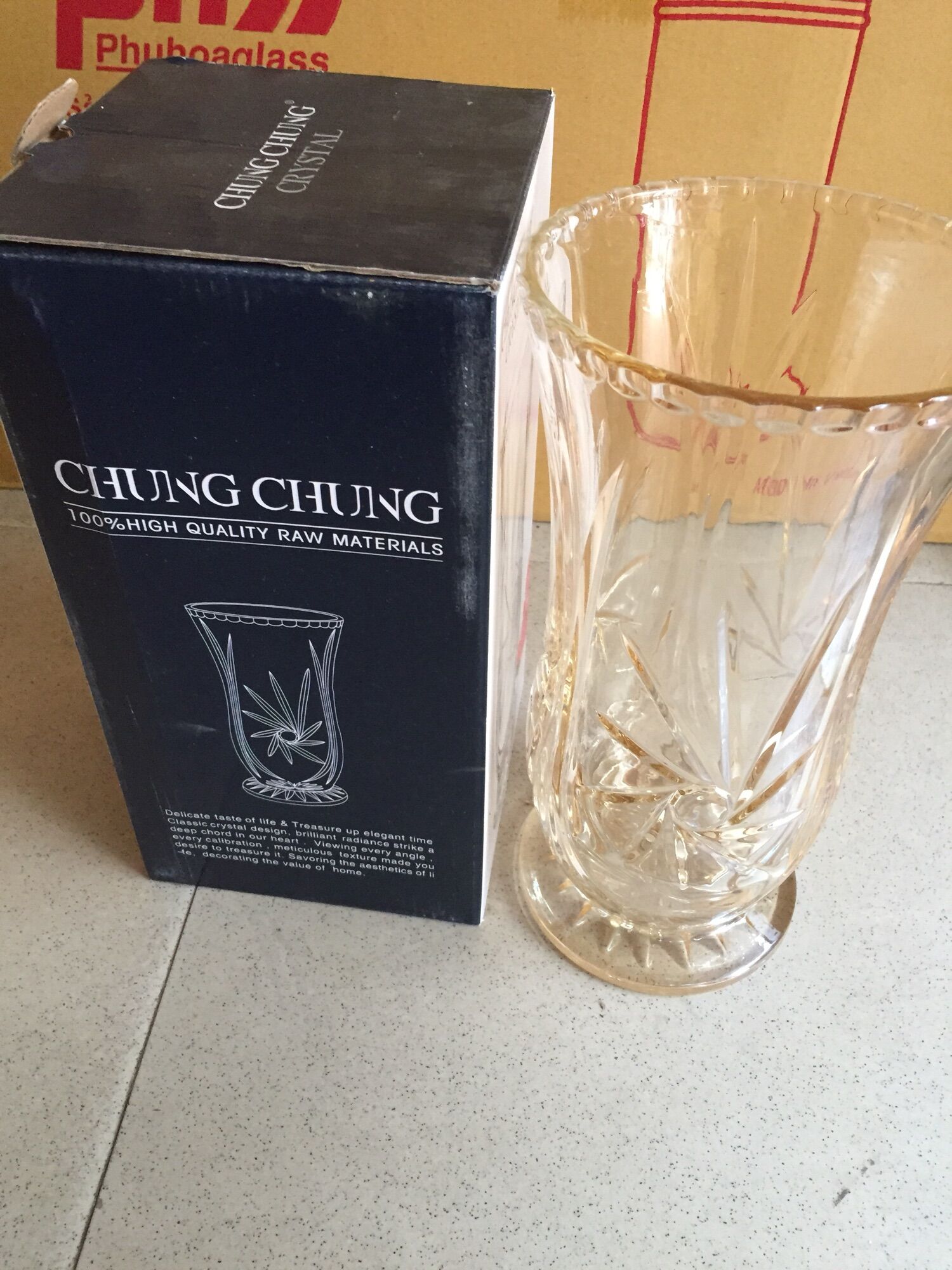 [HCM]Bình bông thủy  tinh cao 30 cm