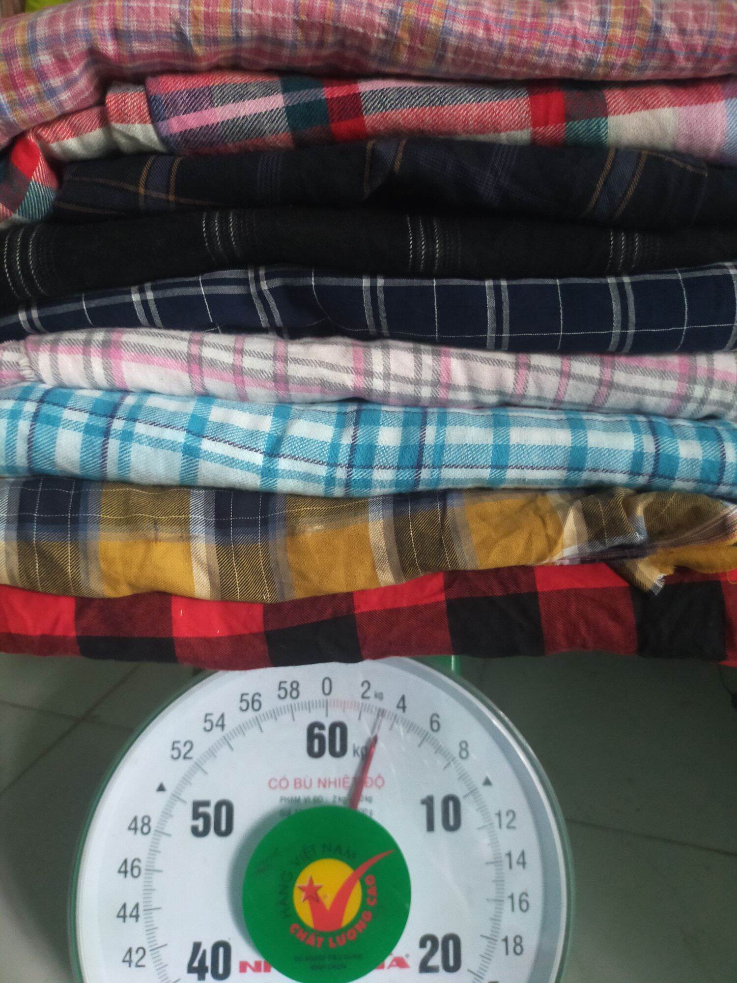 Combo vải quần và màu cho khách