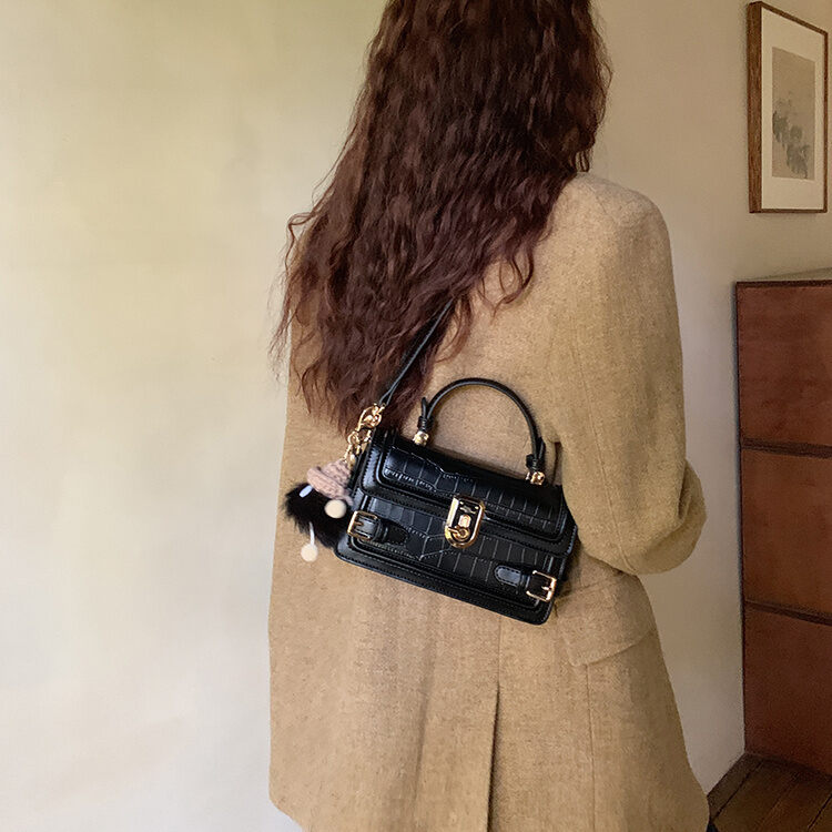 [Ready Stock] Chio'2Nd Women's Handbags - Women's Fashion