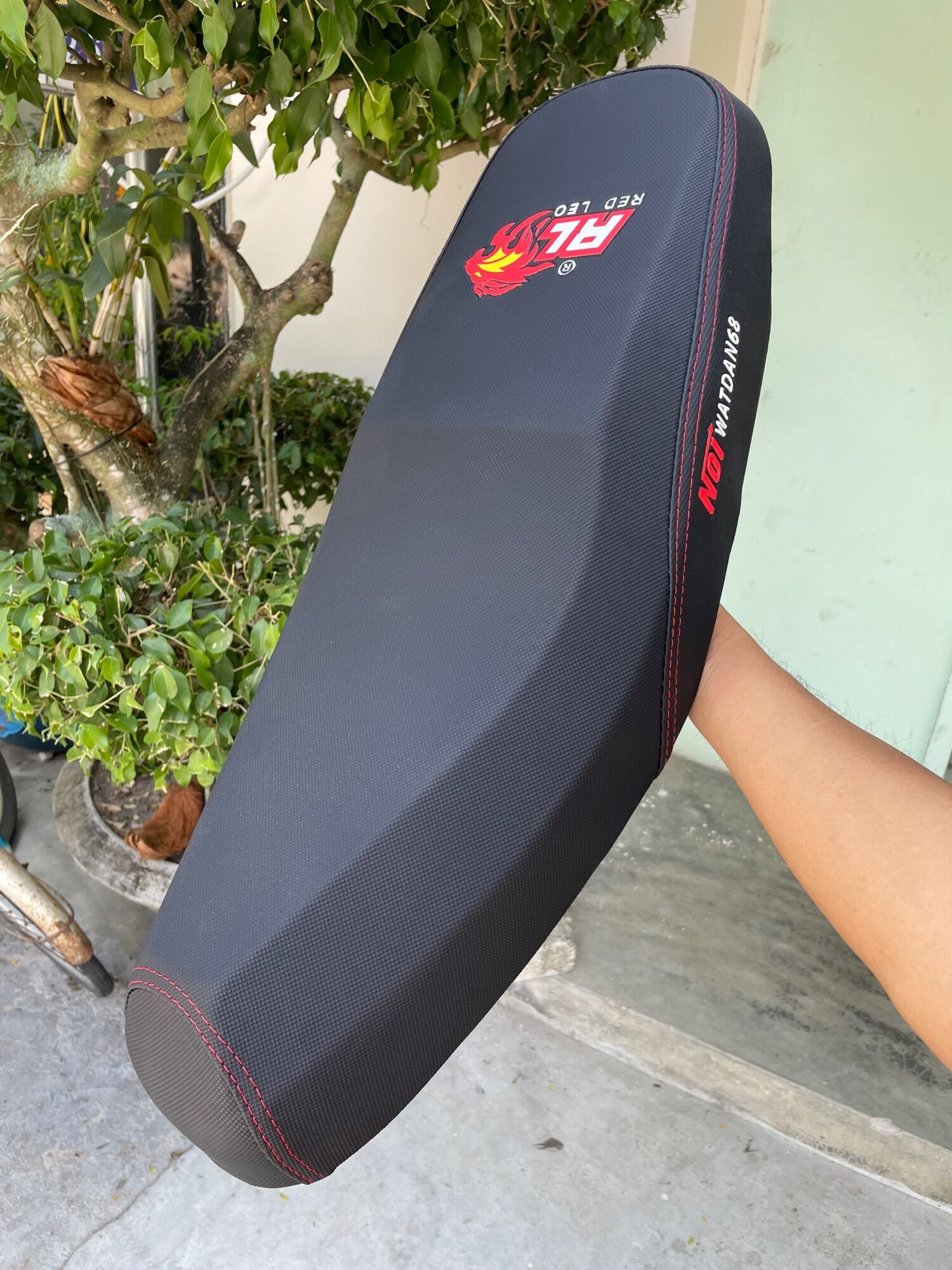 Yên 2 tầng sirius 50-110, mẫu logo redleo