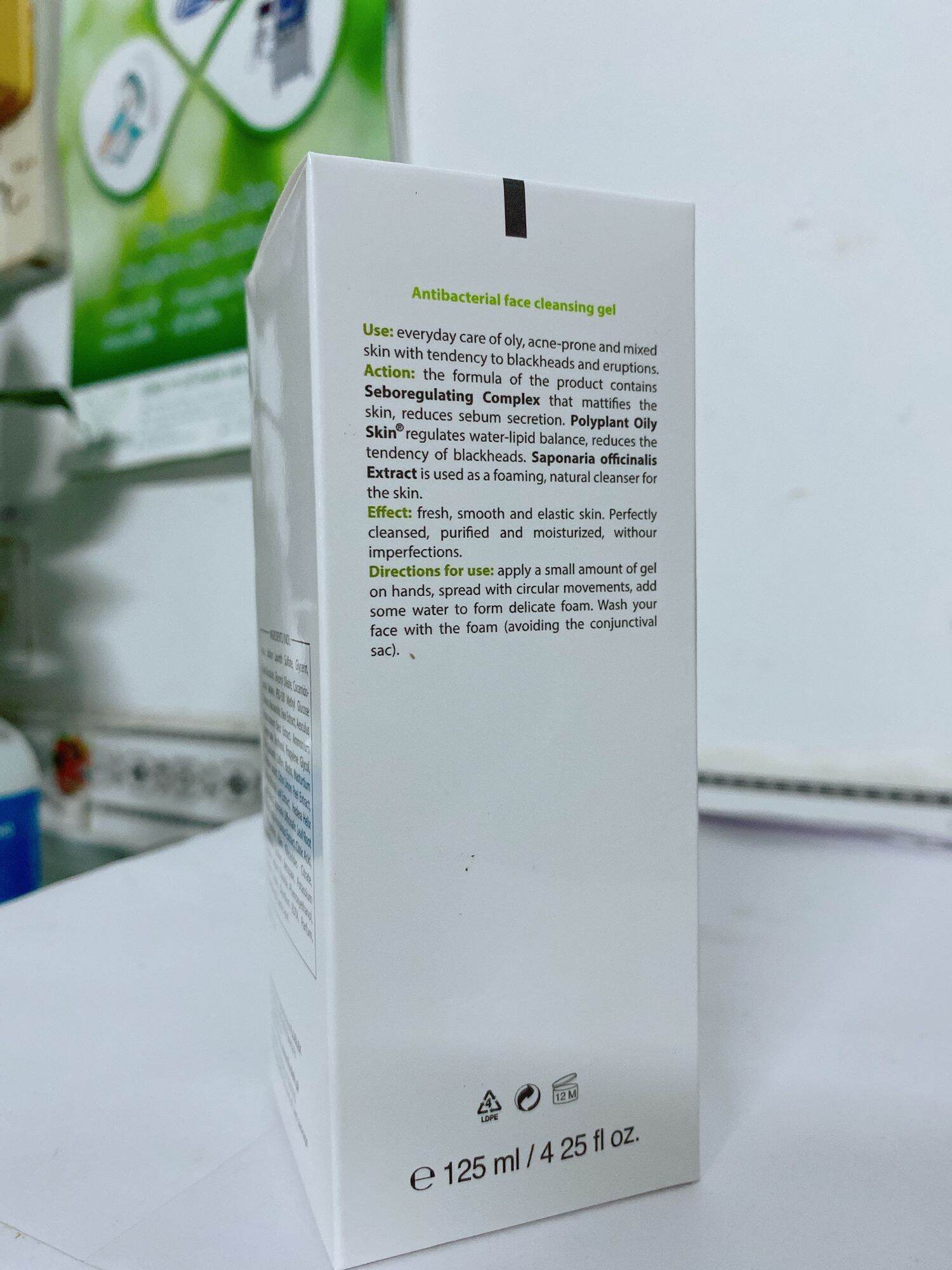 Sữa rửa mặt ngừa mụn Floslek  – 125ml