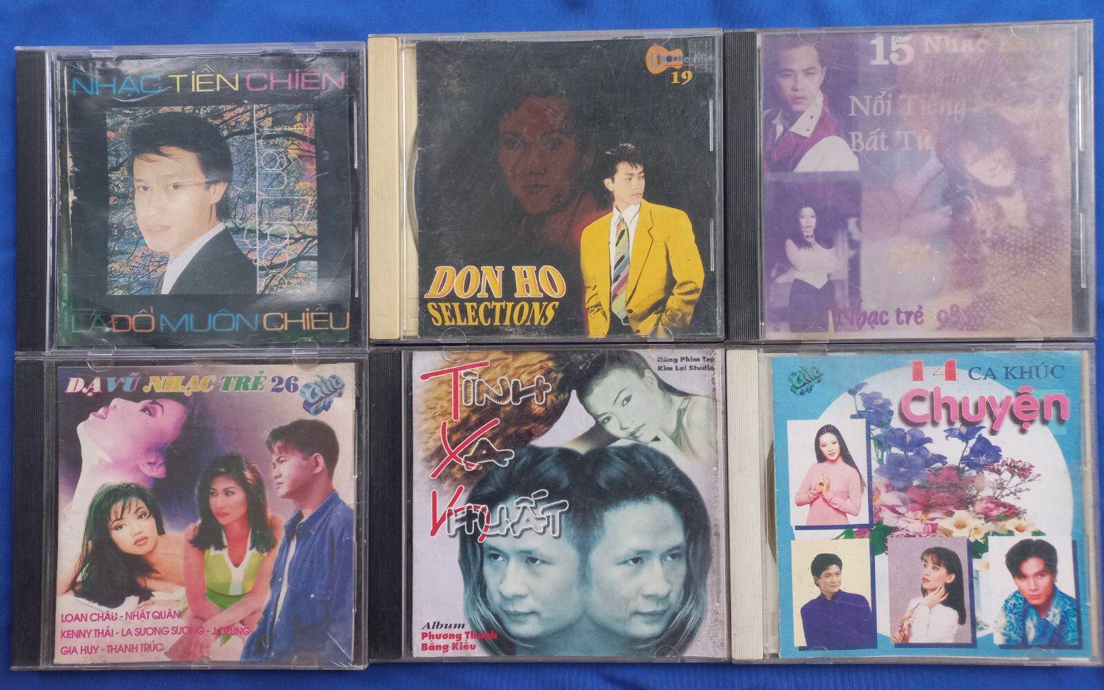 Combo 6 đĩa CD nhạc xưa (đã qua sử dụng) như hình, đĩa còn đẹp, phôi lòng trắng xưa, nghe rất hay.