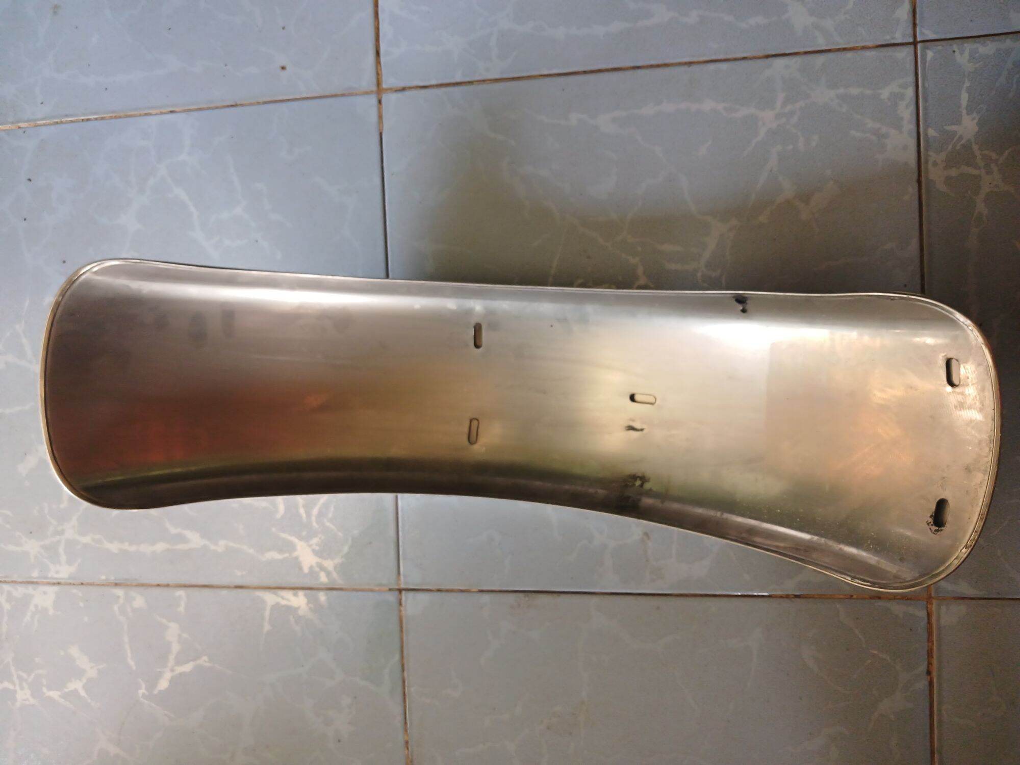 Dè trước phuộc 4 cây xe ba bánh (1 cái)