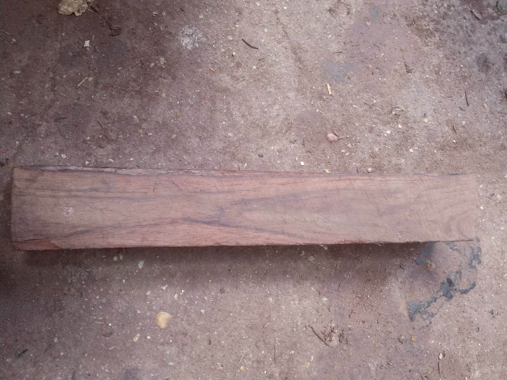 Phôi gỗ cẩm lai dài 30 đến 80cm