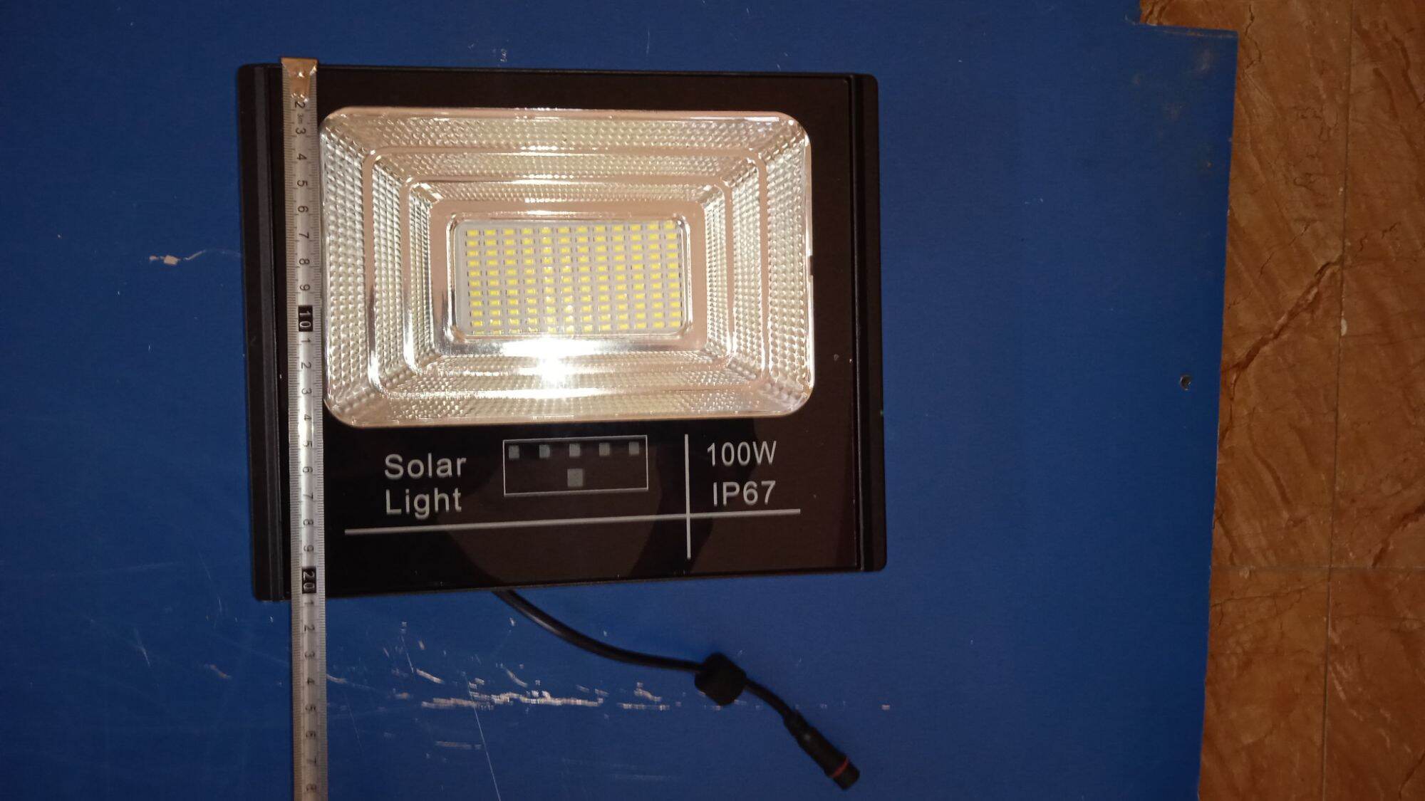 Mặt đèn pha NLMT 100W