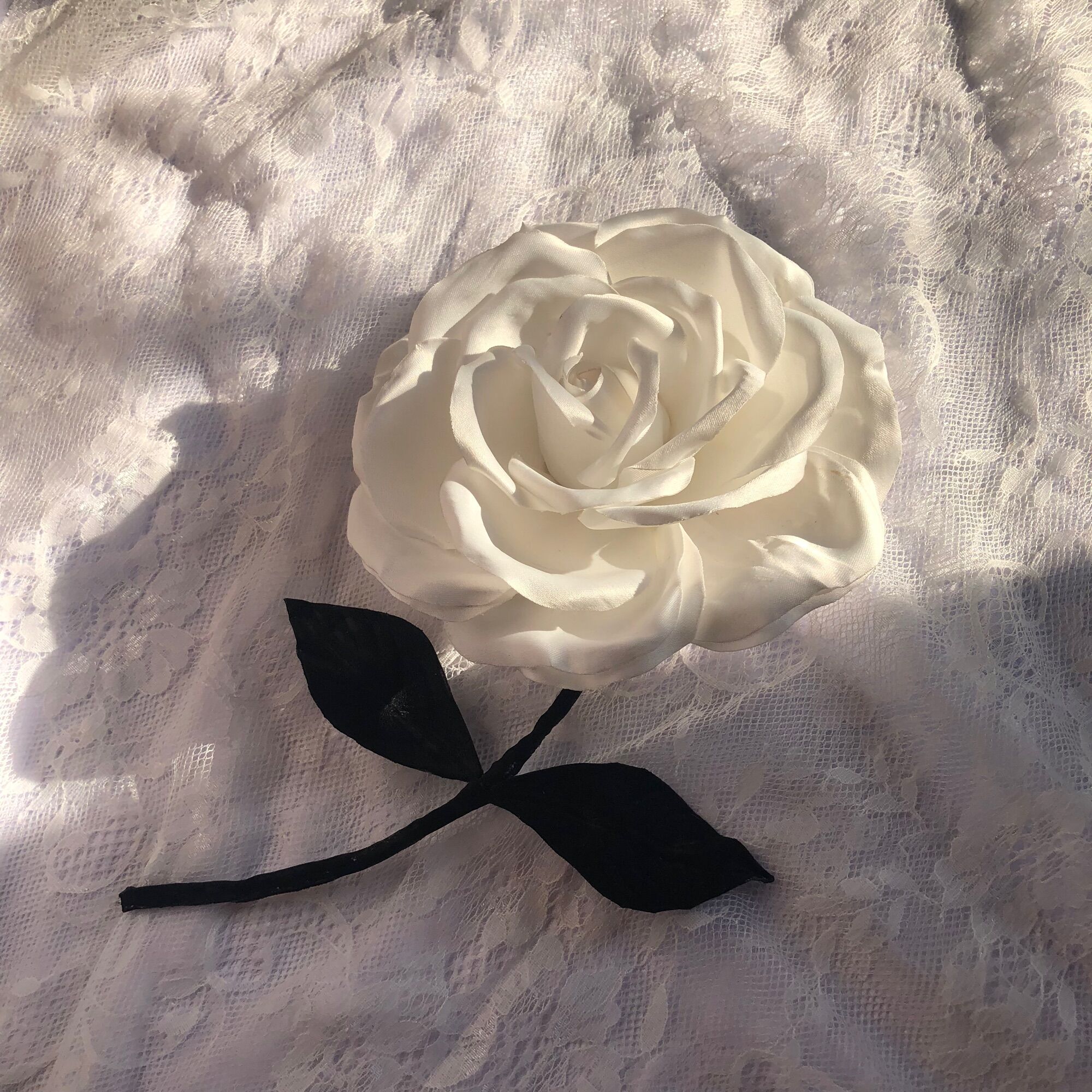 Hoa cài áo handmade cover