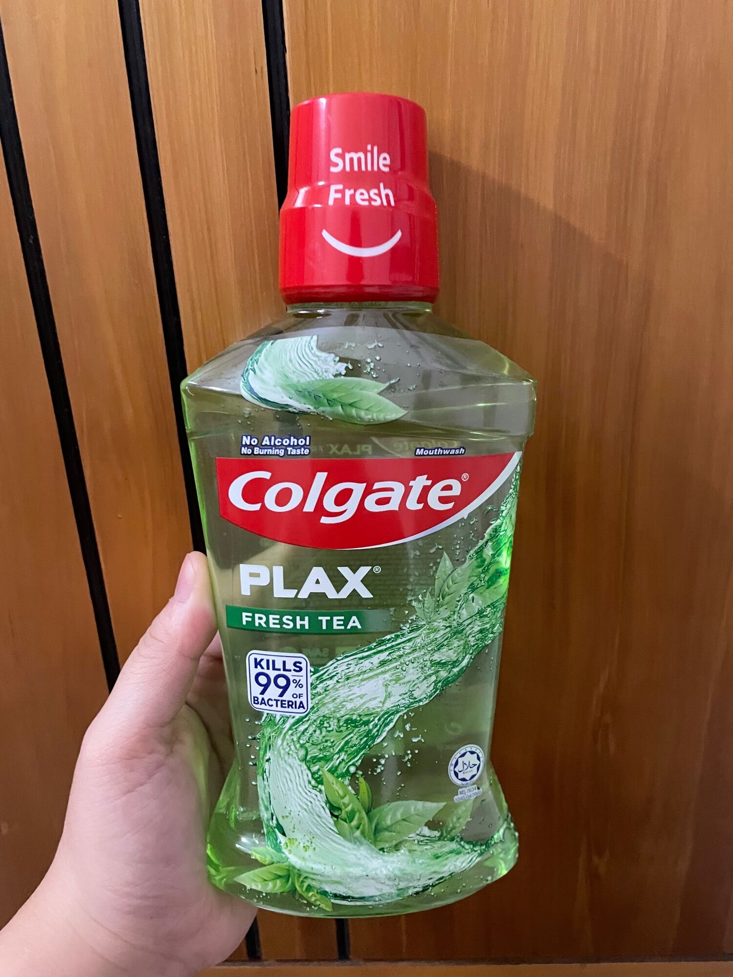 Nước súc miệng Colgate Plax 500ml trà xanh
