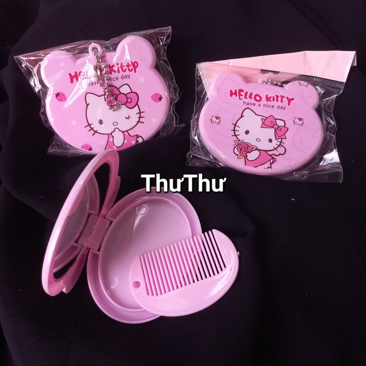 Gương soi kèm lược mini có móc khóa (6×7cm)