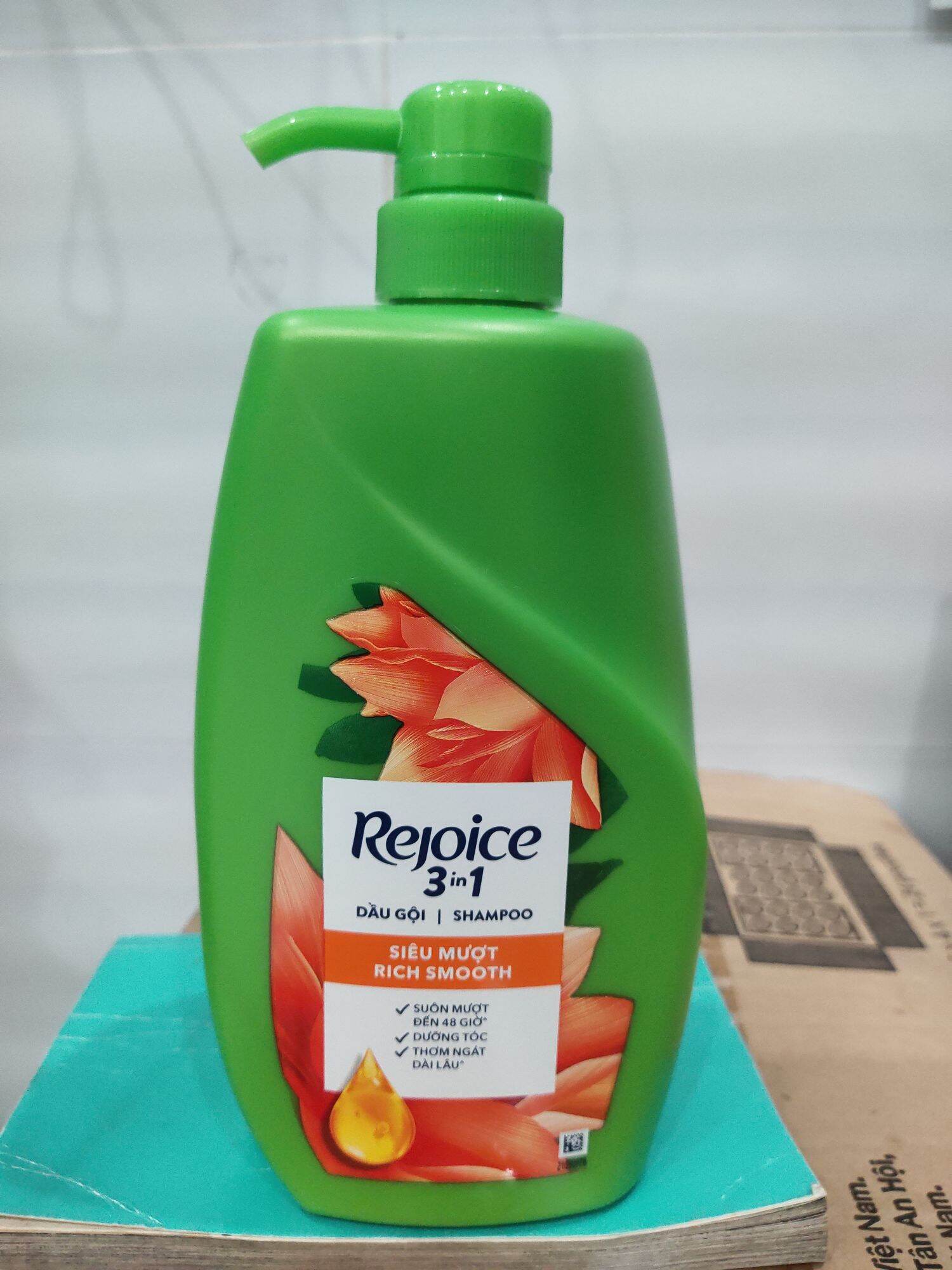 Dầu gội đầu Rejoice 3in1 900ml