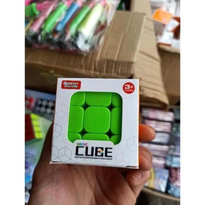Rubik 3x3 phát triển trí não