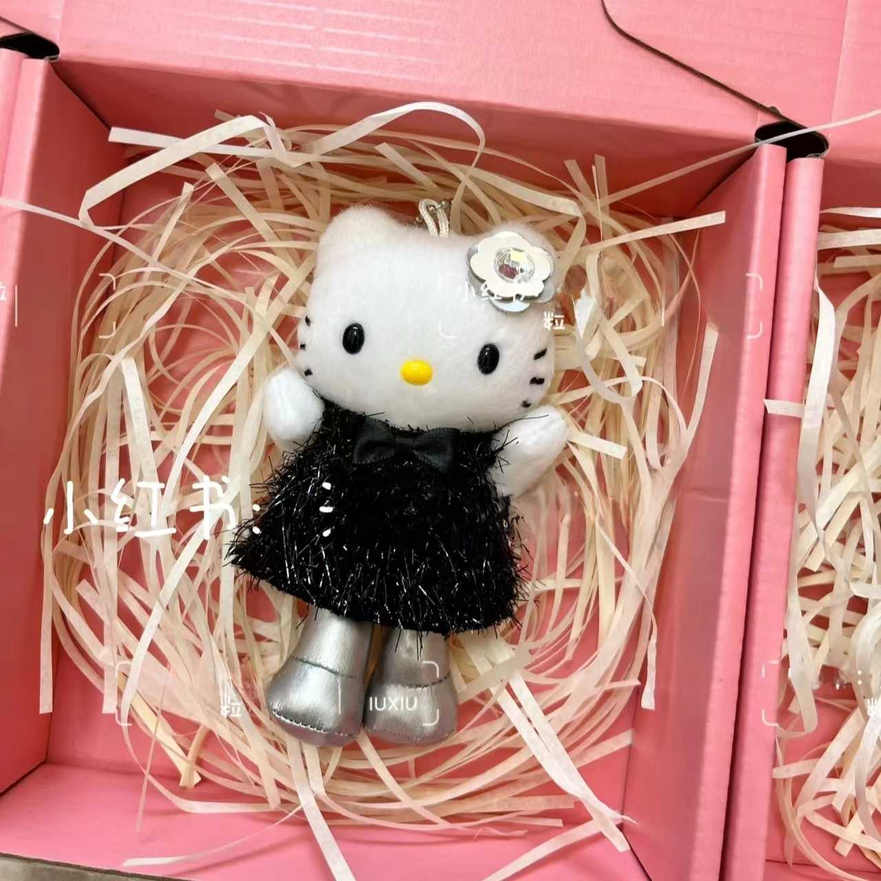 Đen Flash Váy Hello Kitty Túi Treo Túi Đồ Chơi Trang Trí Sang Trọng Hello Móc Khóa Mặt Dây Chuyền Qu