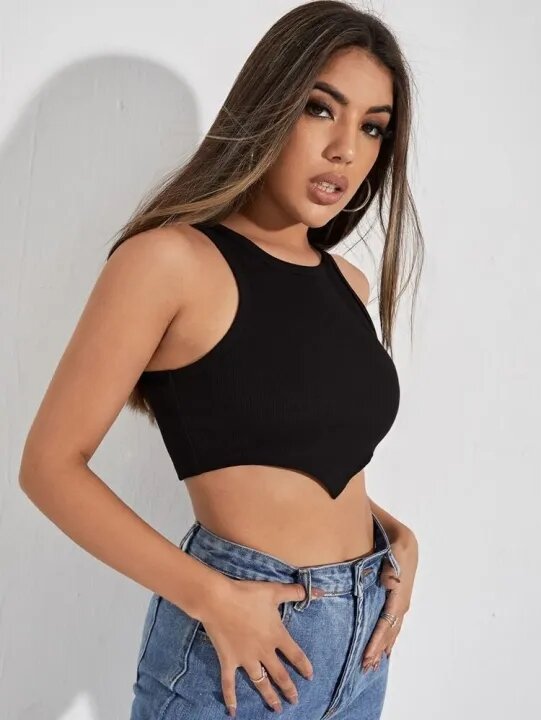 Áo croptop cổ tròn sát nách tà nhọn