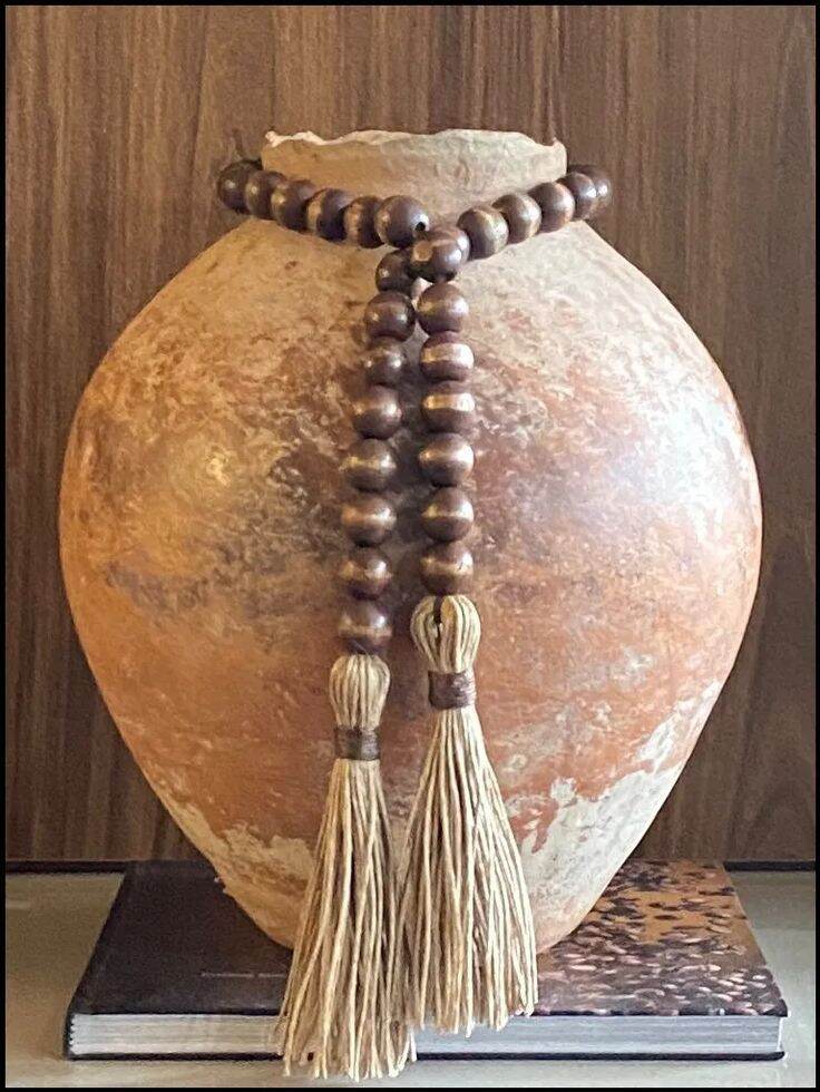 Dây hạt gỗ trang trí độc đáo phong cách vintage