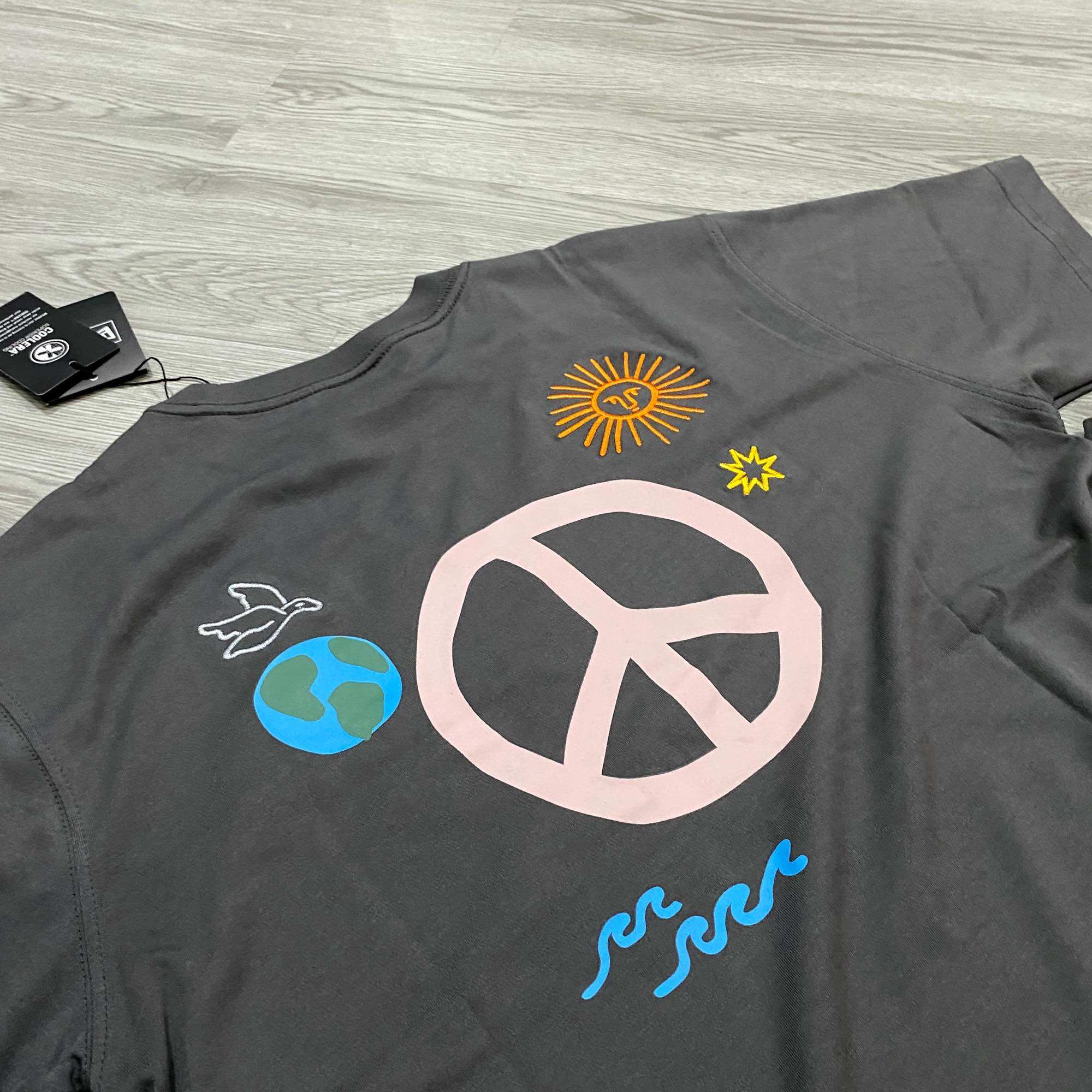 (Auth) Áo thun New Era PEACE Chính Hãng