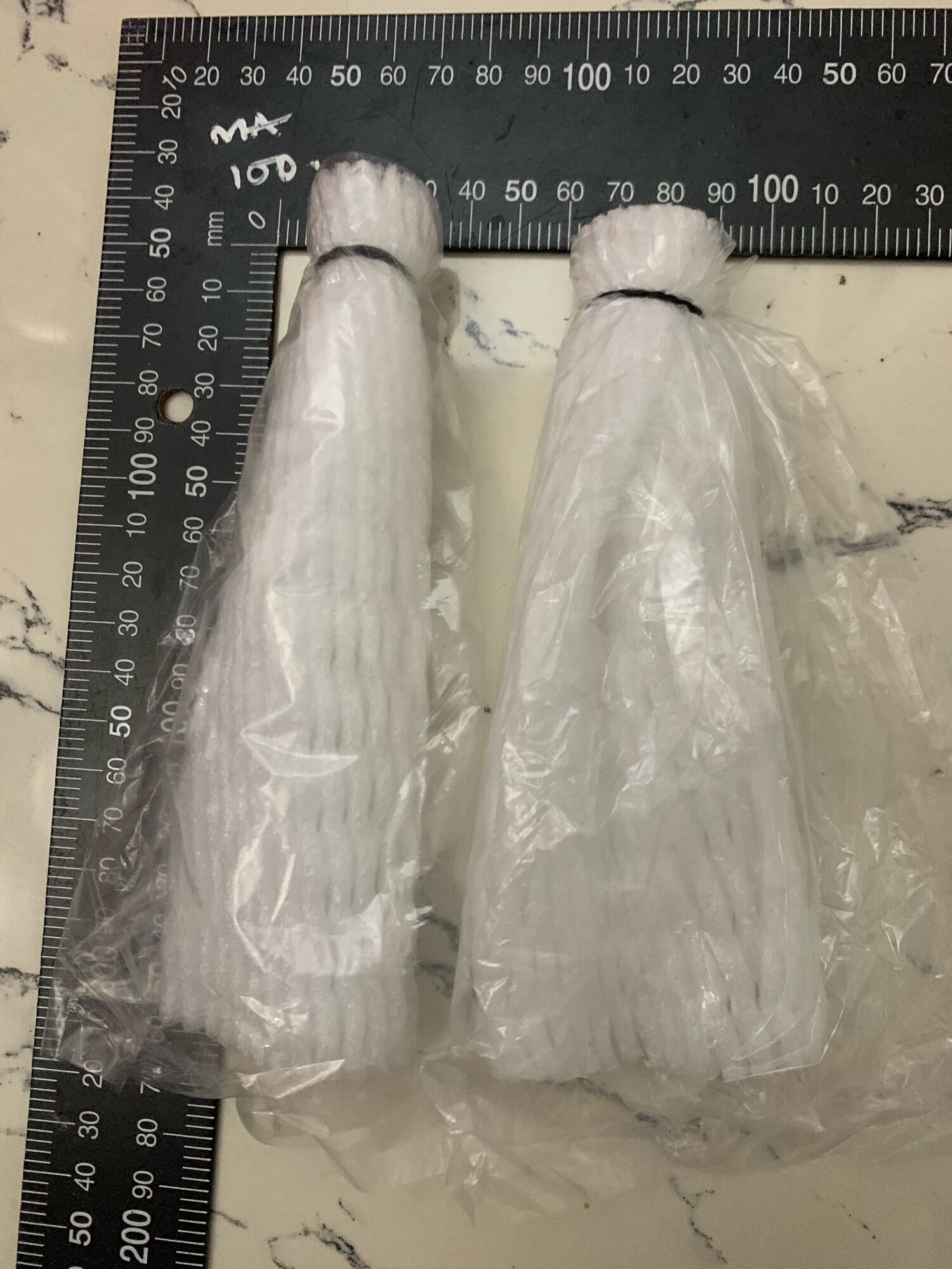 1kg xốp ổi lồng sẵn cọng nhỏ (tầm 380 cái)