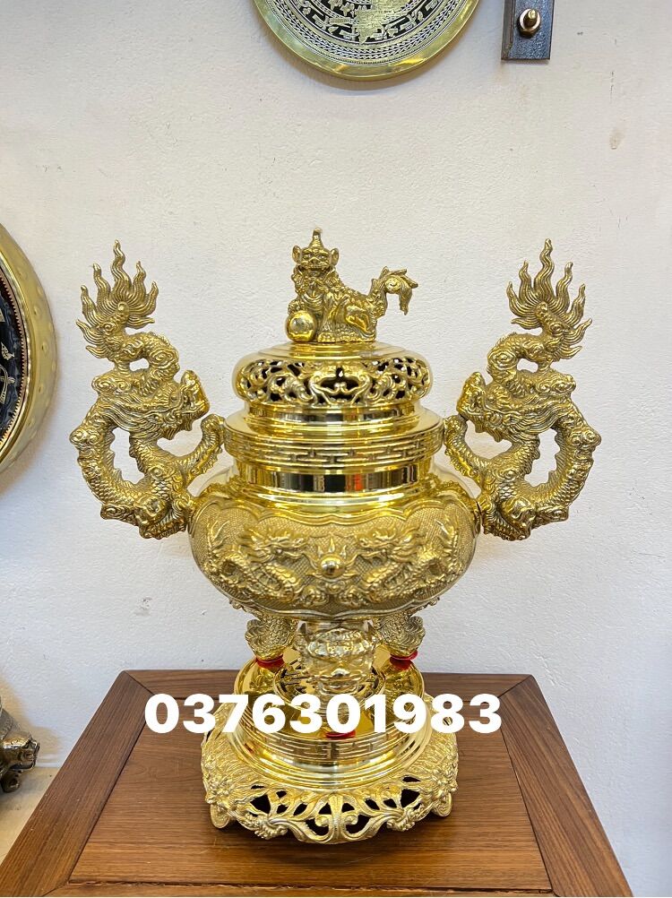 Đỉnh thờ bằng đồng cao 42cm
