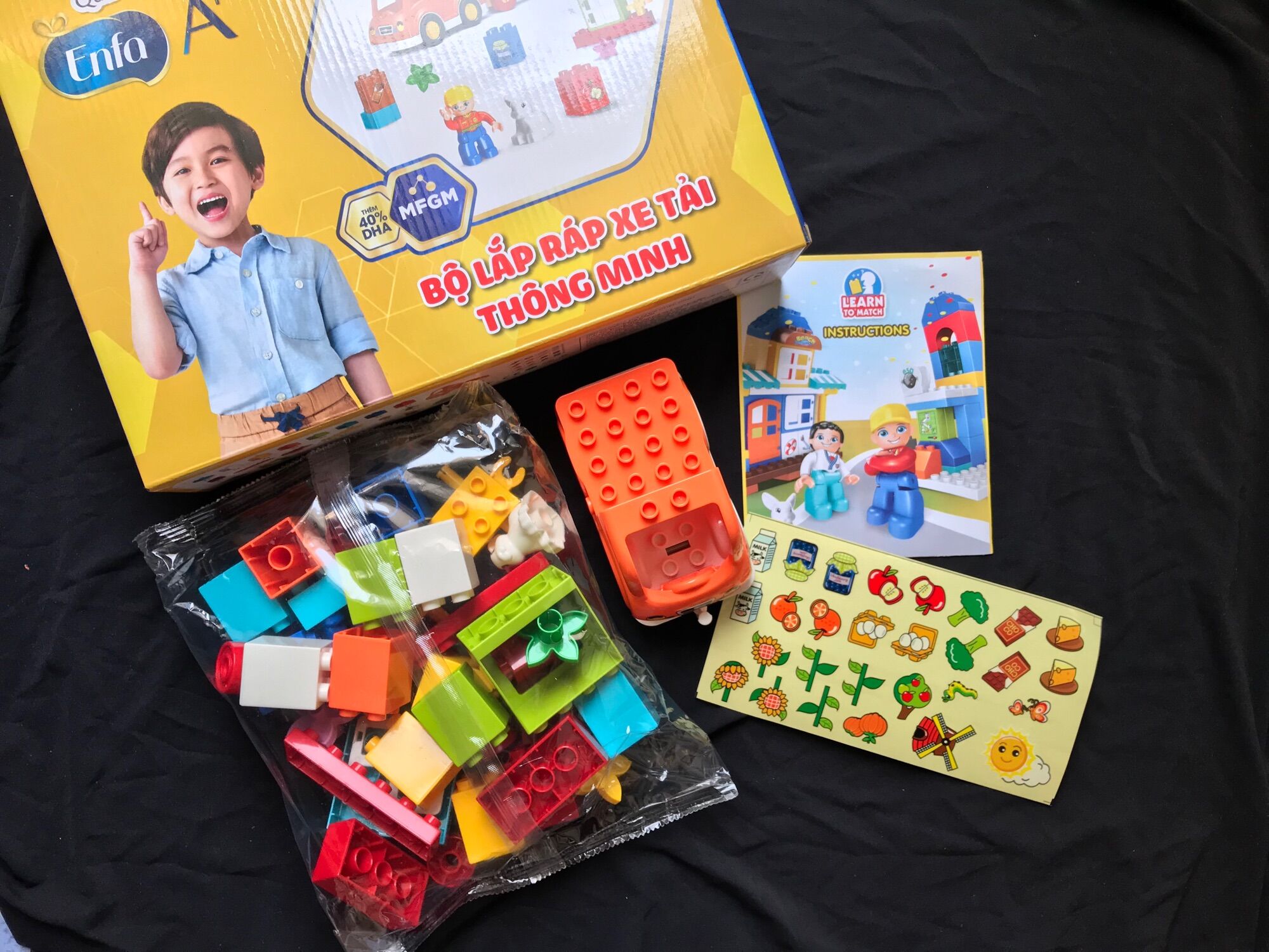 [HCM]Bộ lắp ráp xe tải thông minh - Quà tặng từ Enfa A+