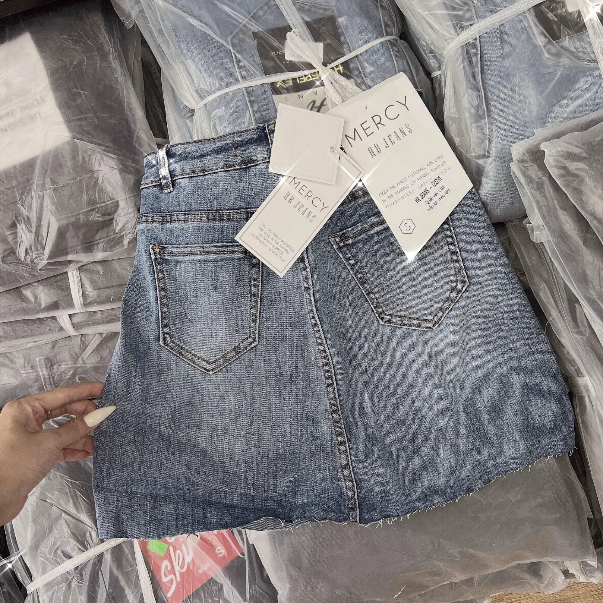 CHÂN VÁY JEAN MÀI RÁCH 1 TÚI