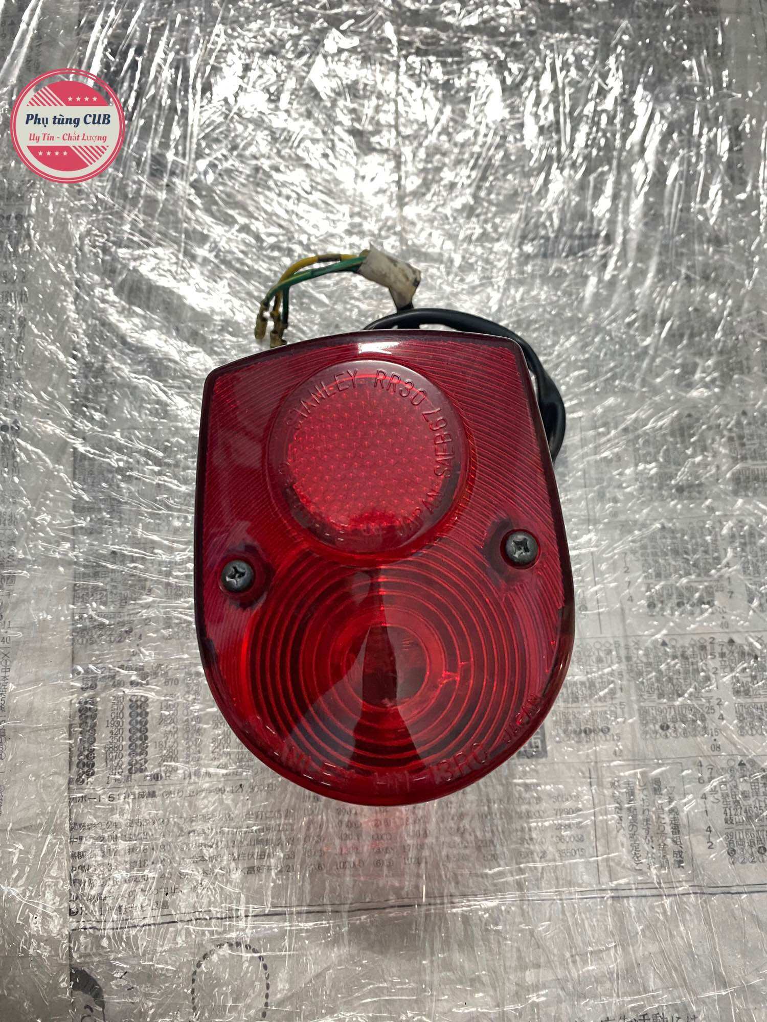 Đèn hậu cub 81-86-88 đế nhựa zin rã xe