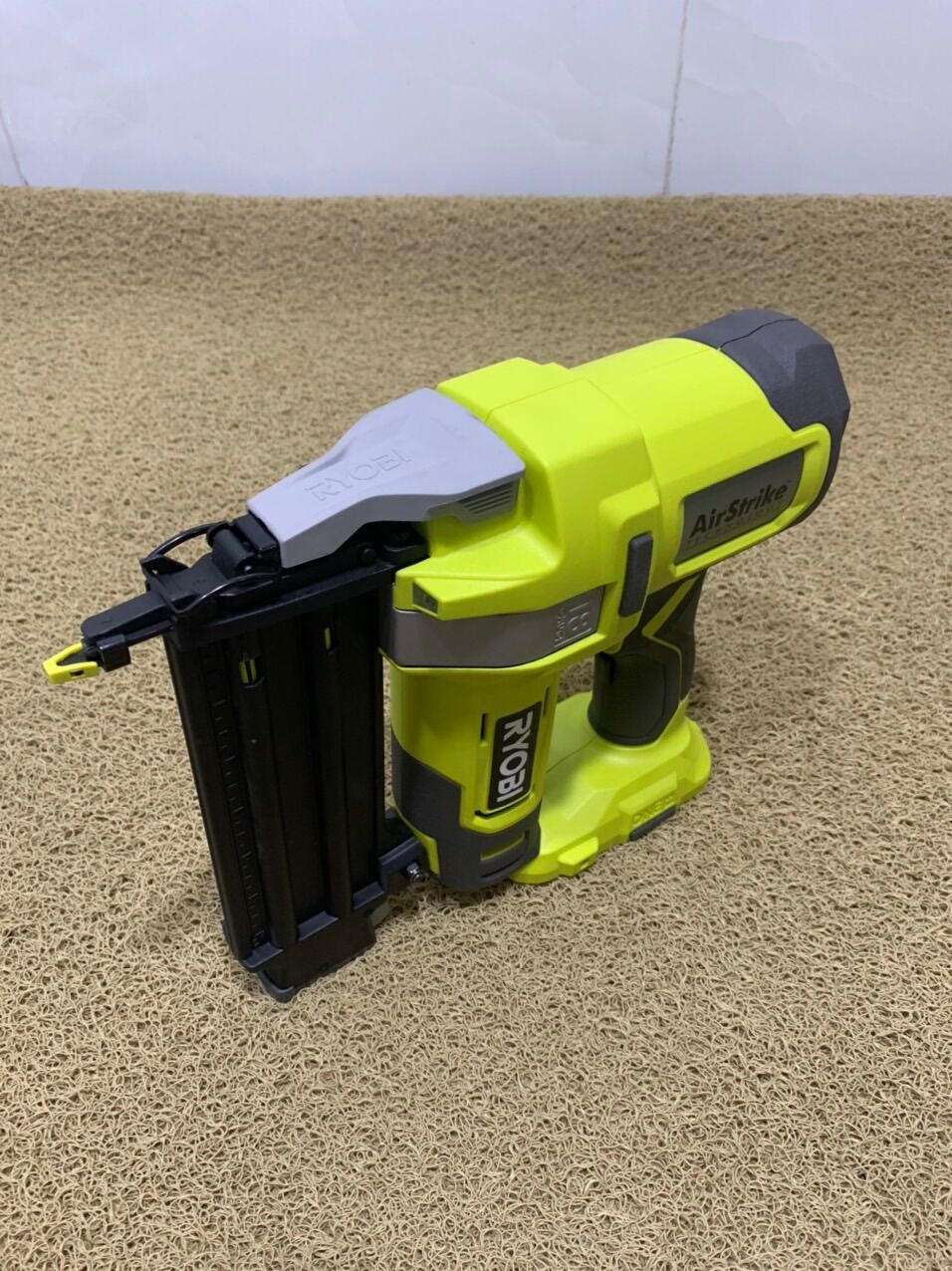 Thân máy bắn Đinh F ryobj 18v