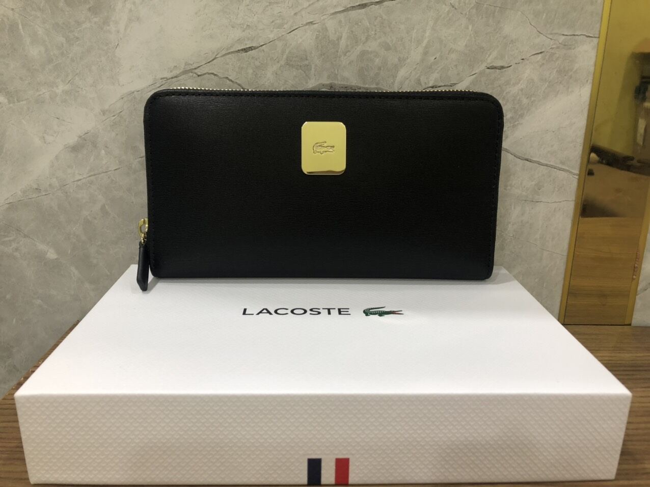 Ví Lacoste đen nữ