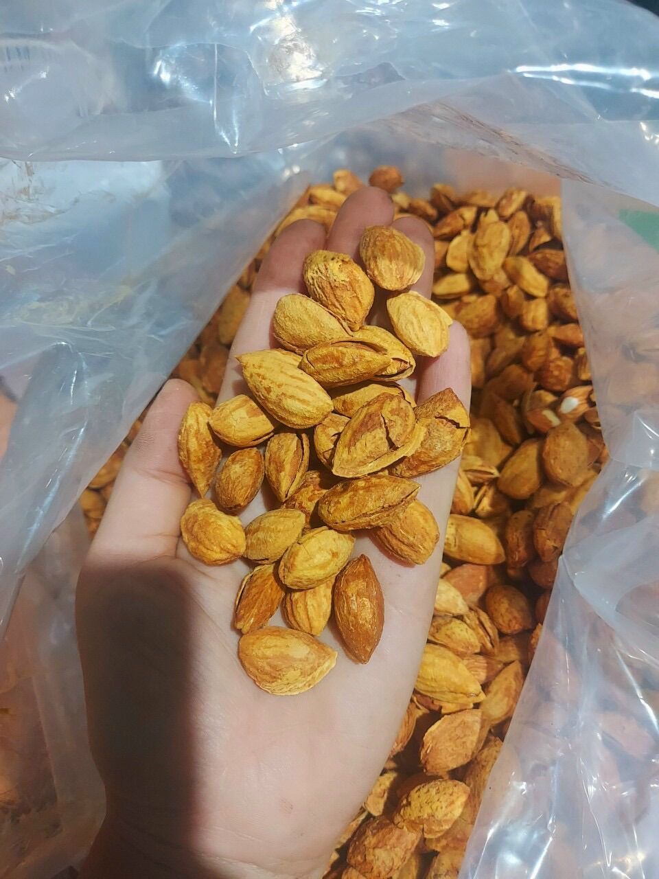 Hạnh nhân rang bơ siêu mỏng vỏ