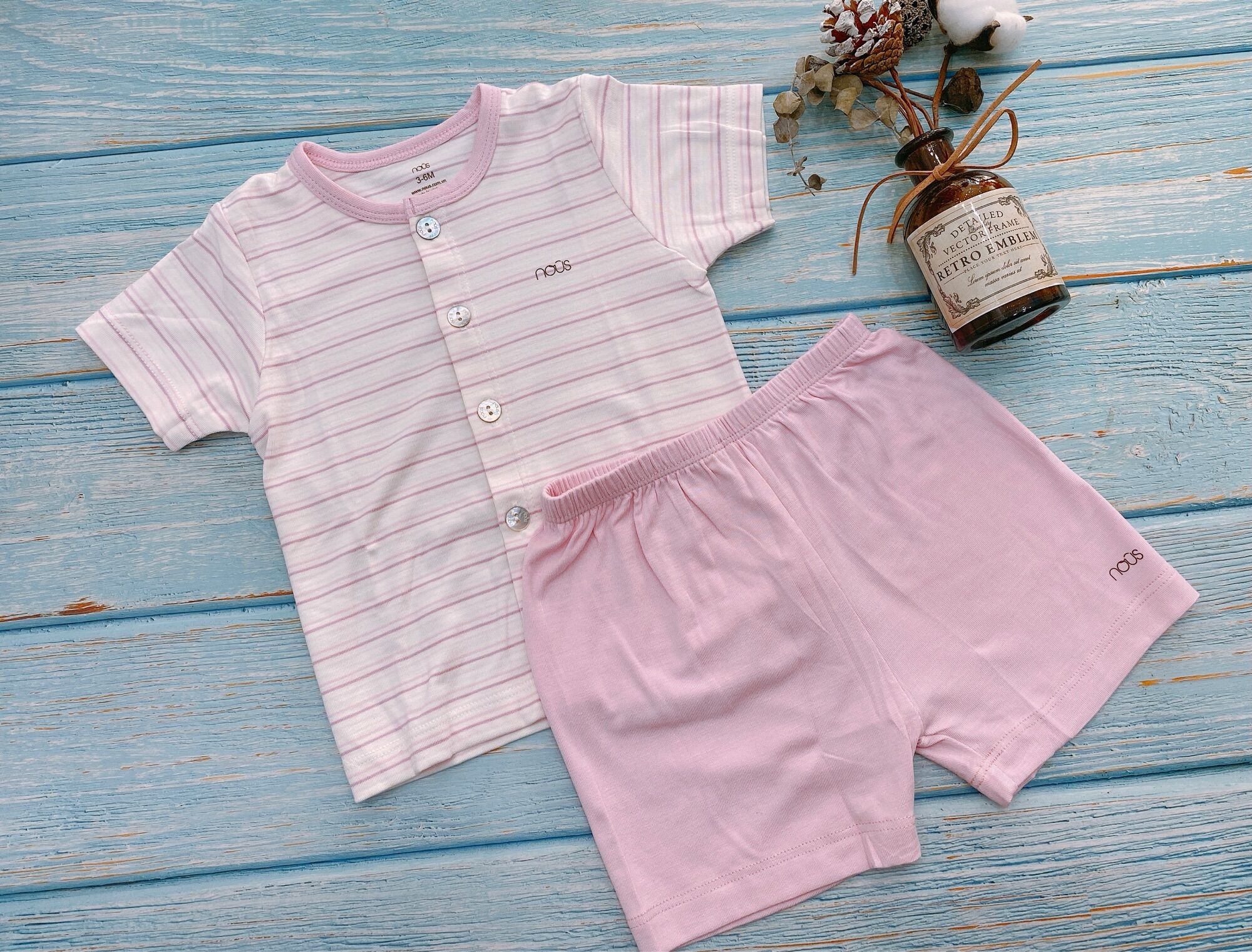 Nous bộ cài thẳng cộc petit kẻ trắng hồng Size 3-6-9M
