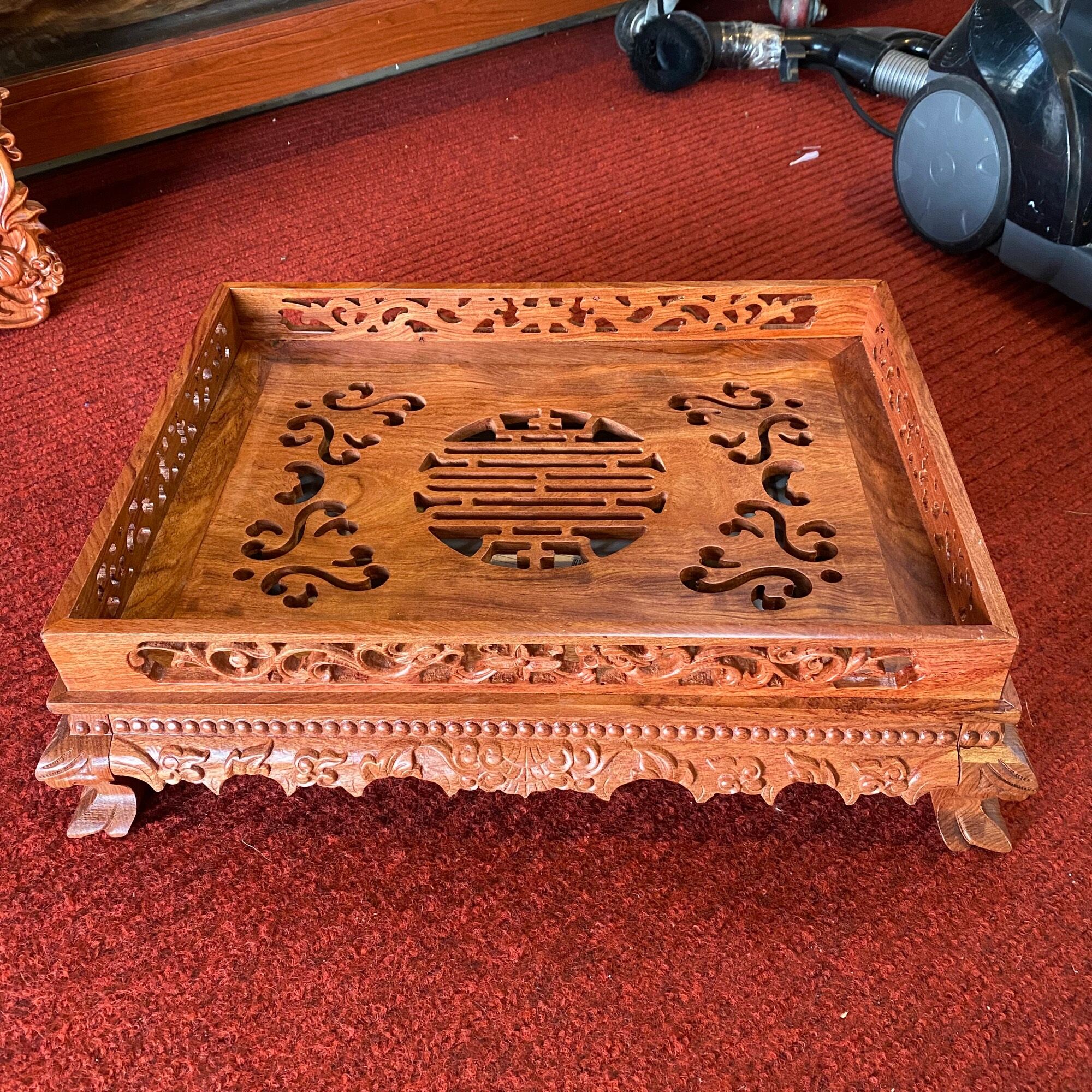 Khay Trà Đựng Ấm Chén Gỗ Hương Đá