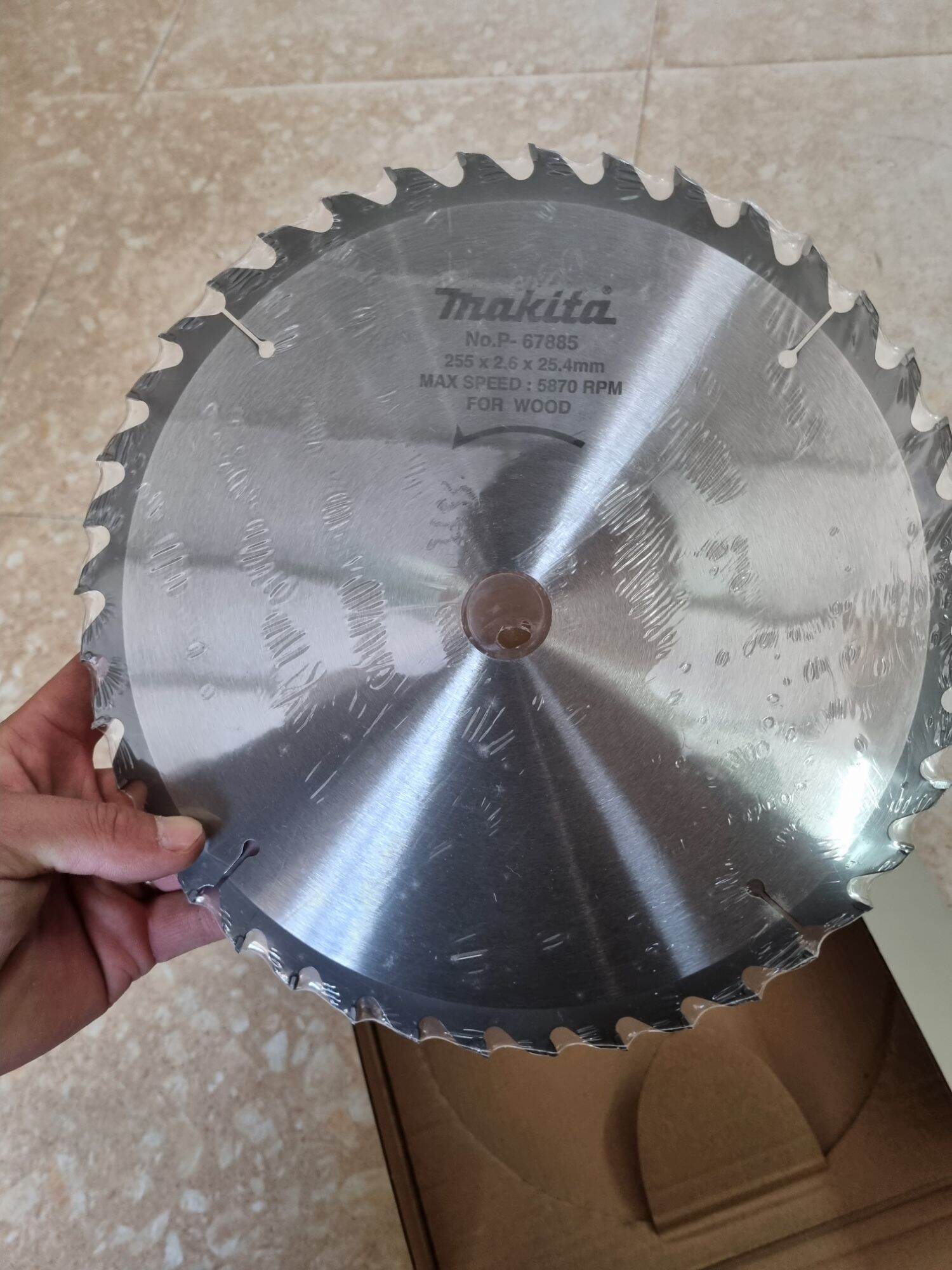 Đĩa cưa gỗ Makita 255mm 40R