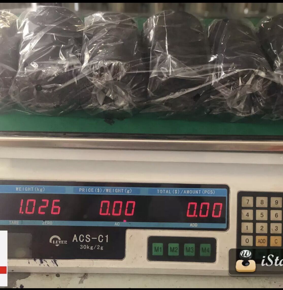 [HCM]Chỉ May Công Nghiệp Màu Đen 40/2 ( 6 cuộn )