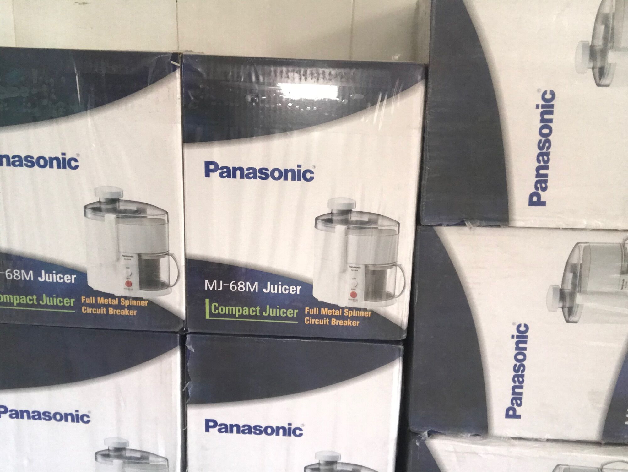 Máy ép trái cây Panasonic chính hãng MJ-68MWRA