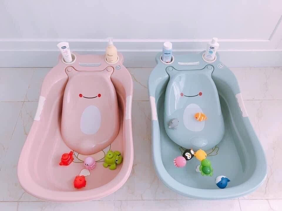Chậu tắm cho bé hình ếch