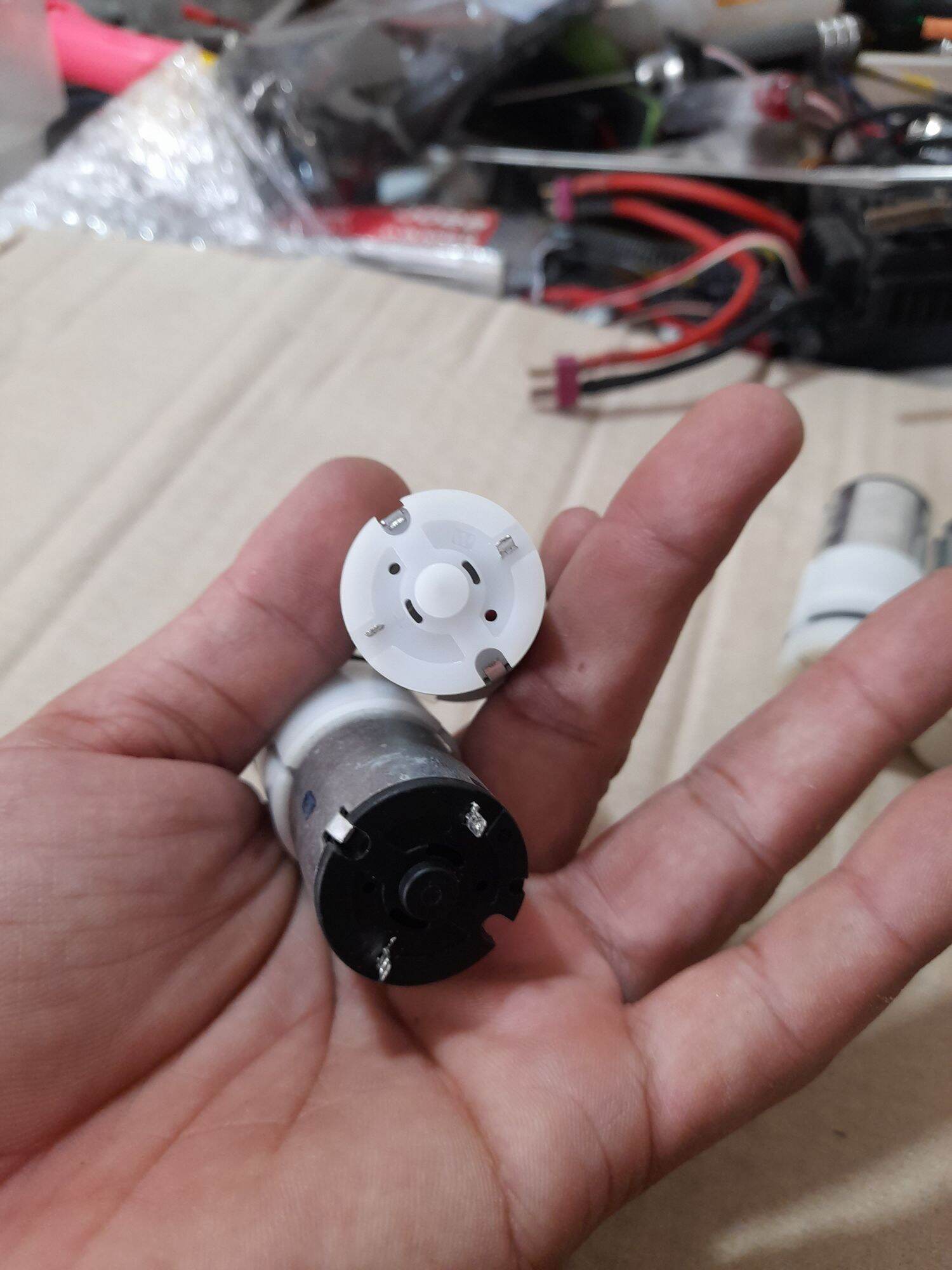 máy bơm hơi mini 6v