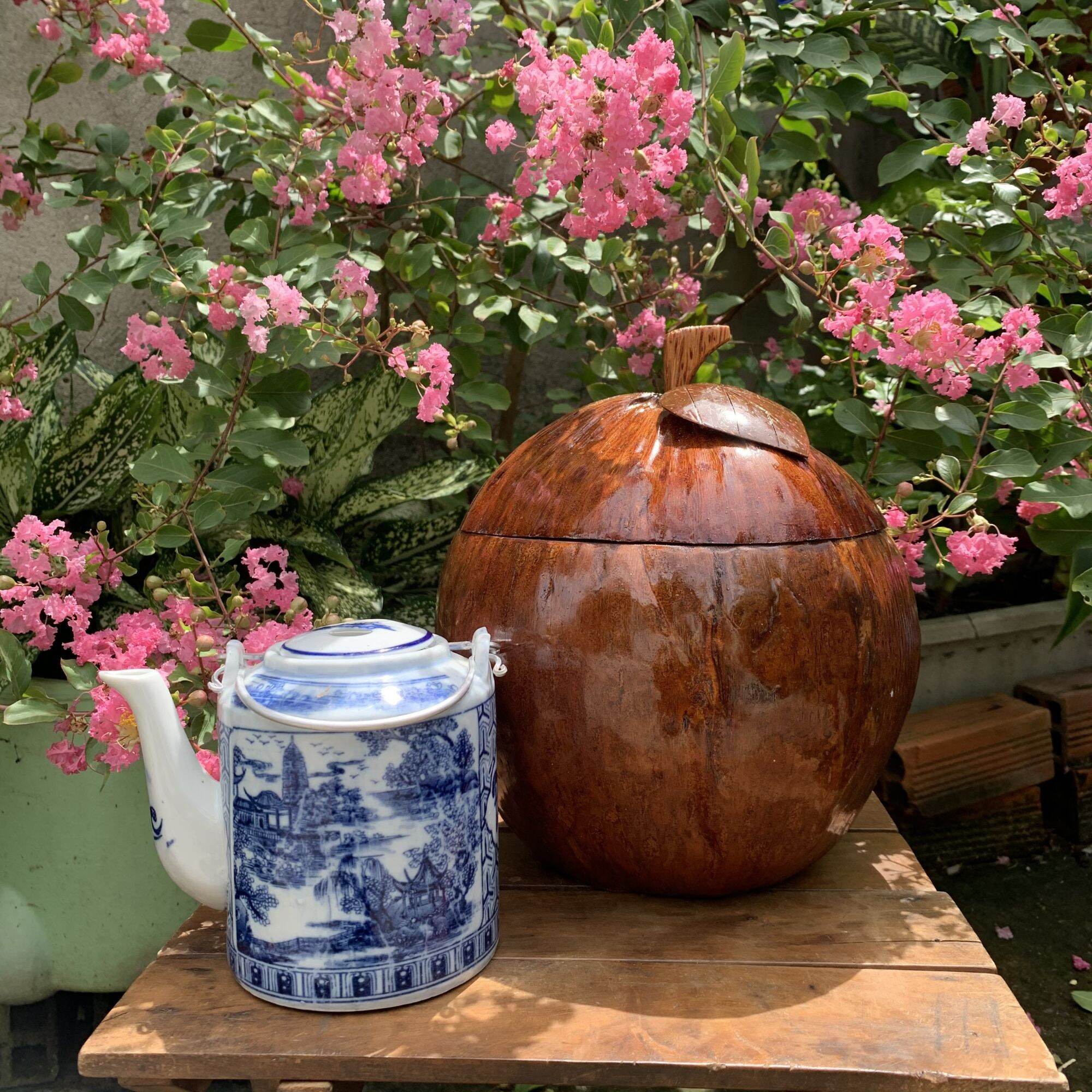 Bình giữ ấm trà trái dừa loại 1,2l không đế.