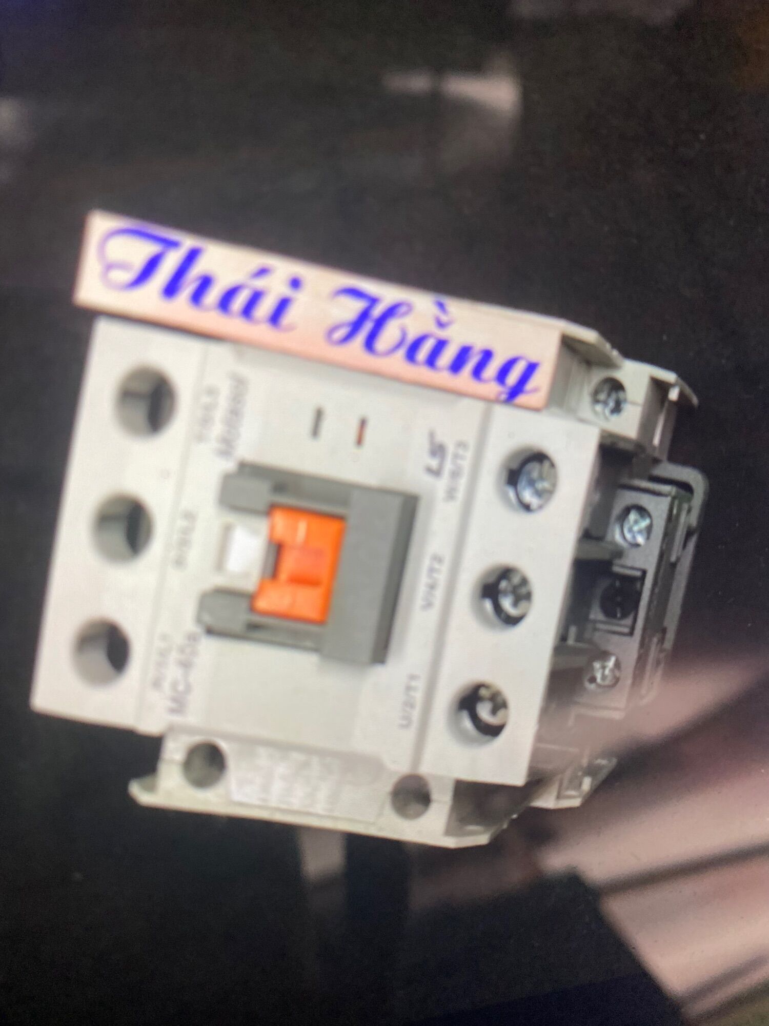 Khởi động từ 3 pha MC40 A/220 v /LS