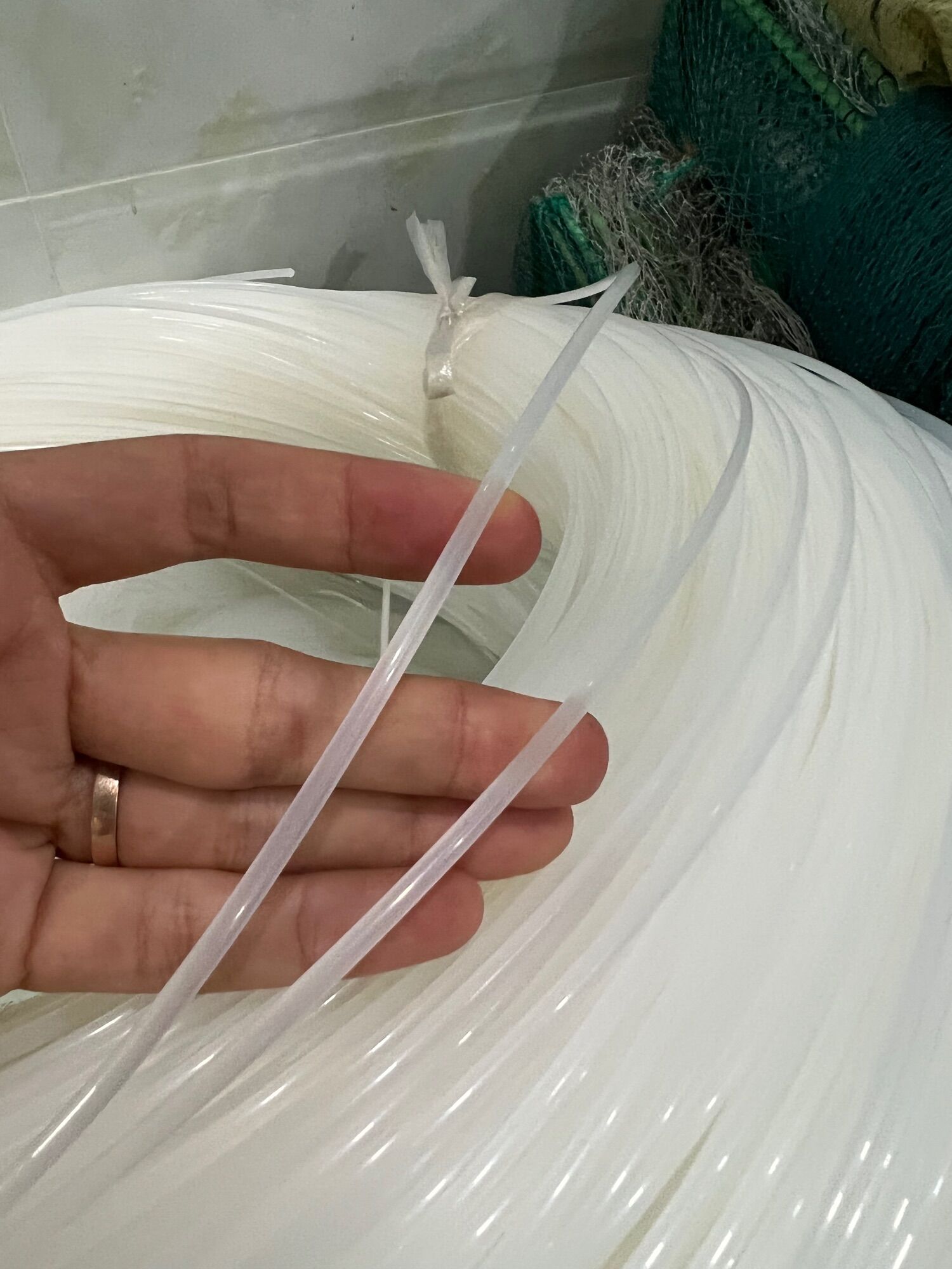 Cước cắt cỏ 1kg (nhiều size) cước phát cỏ dây quấn trong đầu lưỡi phát cỏ, cam kết hàng đúng mô tả, chất lượng đảm bảo, đa dạng mẫu mã, màu sắc, kích cỡ