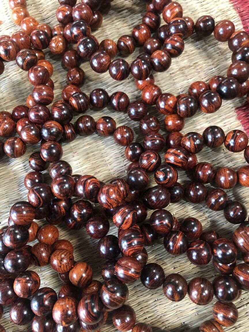 Vòng sưa đỏ sưa quảng bình.