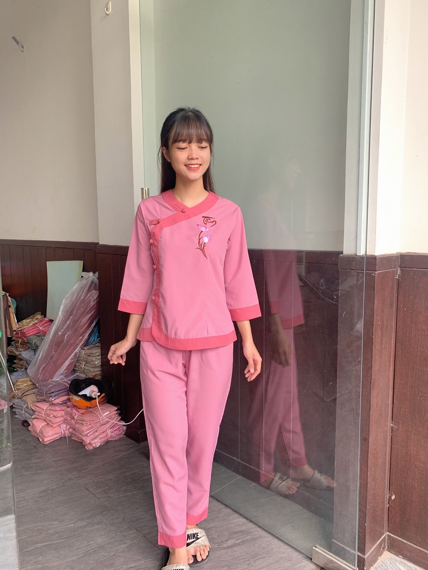 [HCM]Áo lam đi chùa tim phối thêu hoa sen
