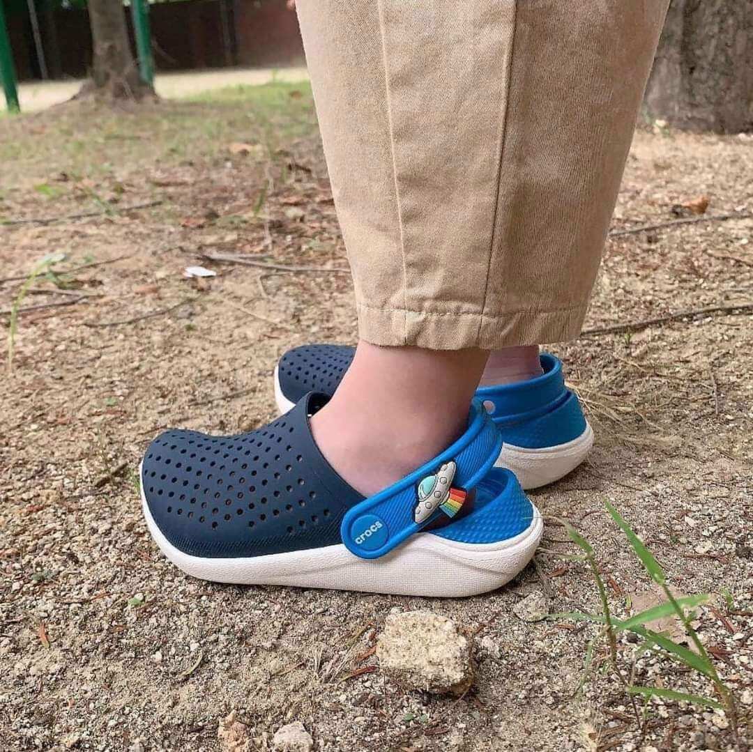 Dép sục crocs literide siêu nhẹ, êm chân cho bé