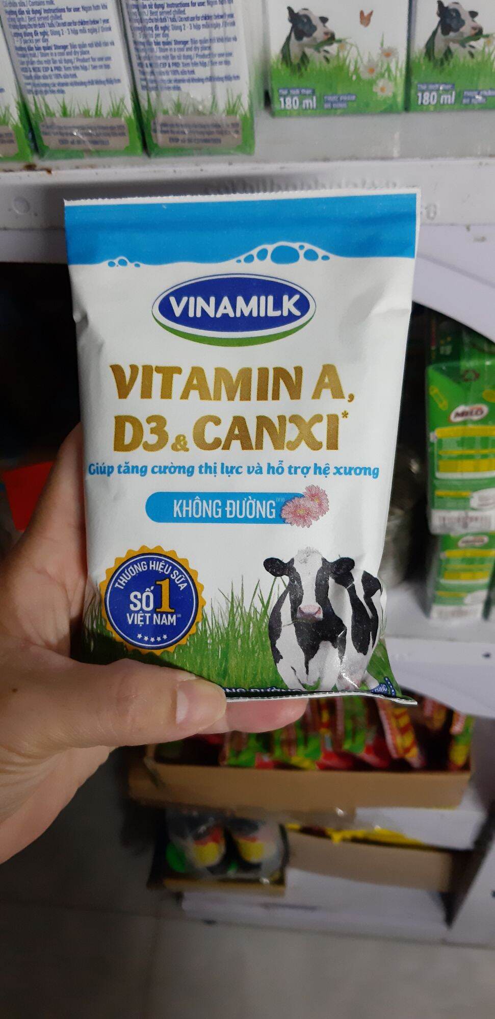 Sữa tươi vinamil không đường bịch 220ml
