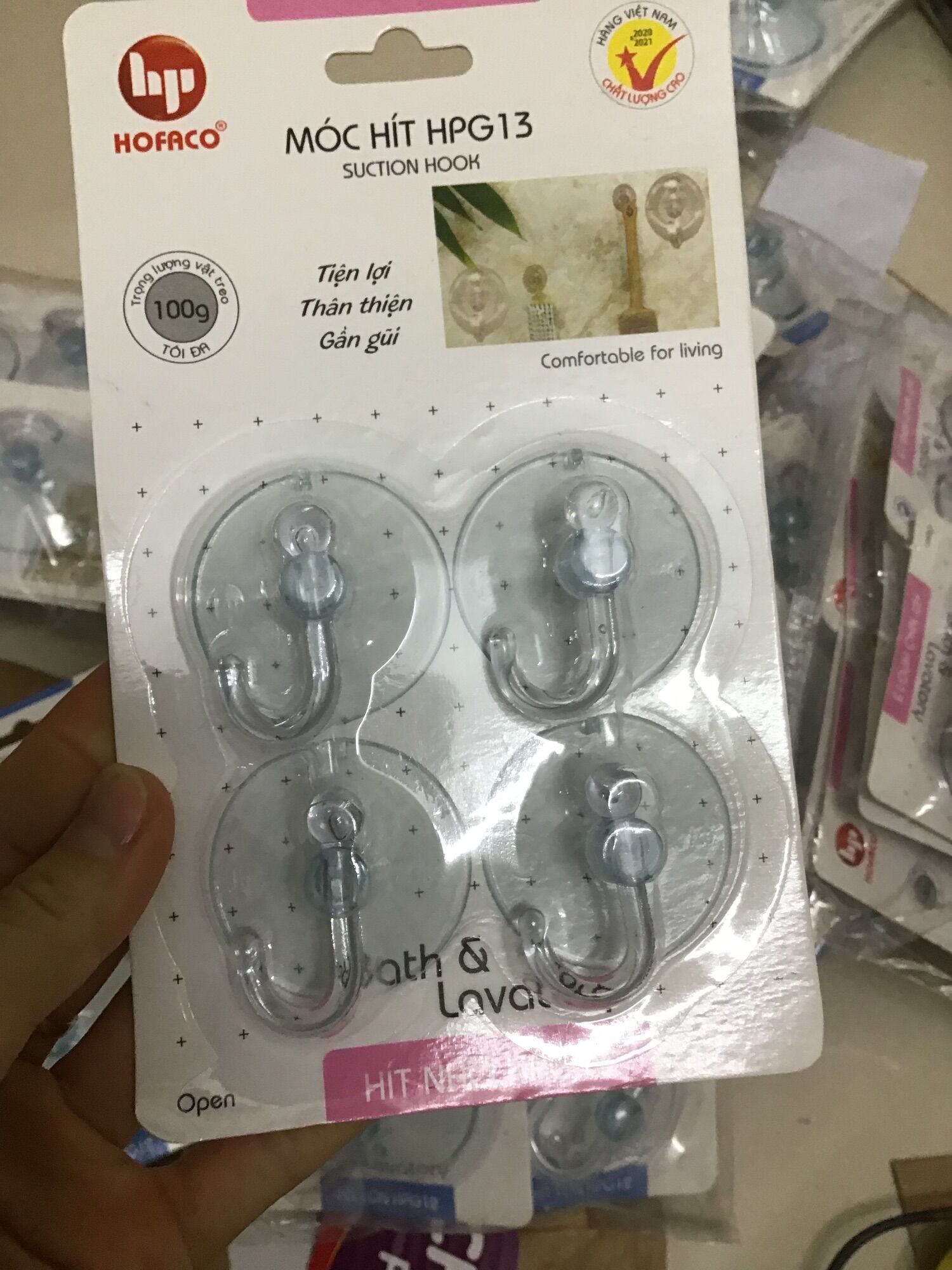 4 móc hít tường ,móc hít chân không cỡ 4cm