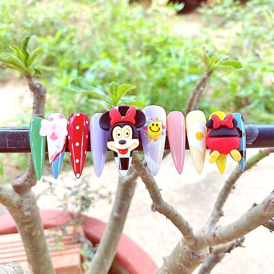 Nailbox charm hình thú móng nhọn