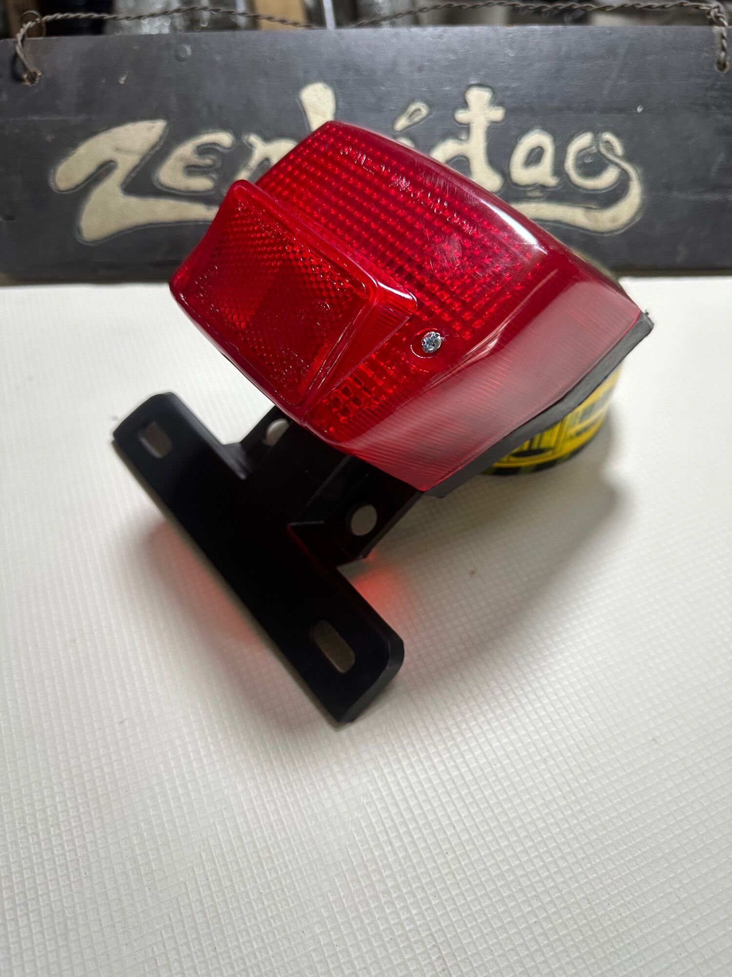 Đèn hậu Cub 82-84-DD...