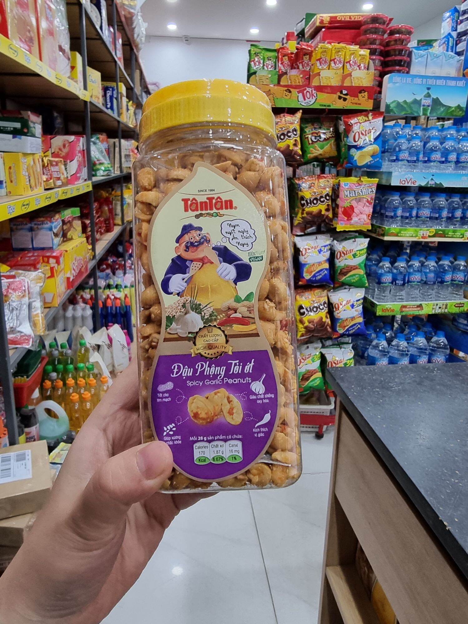 Đậu phộng tỏi ớt tân tân lọ 275g